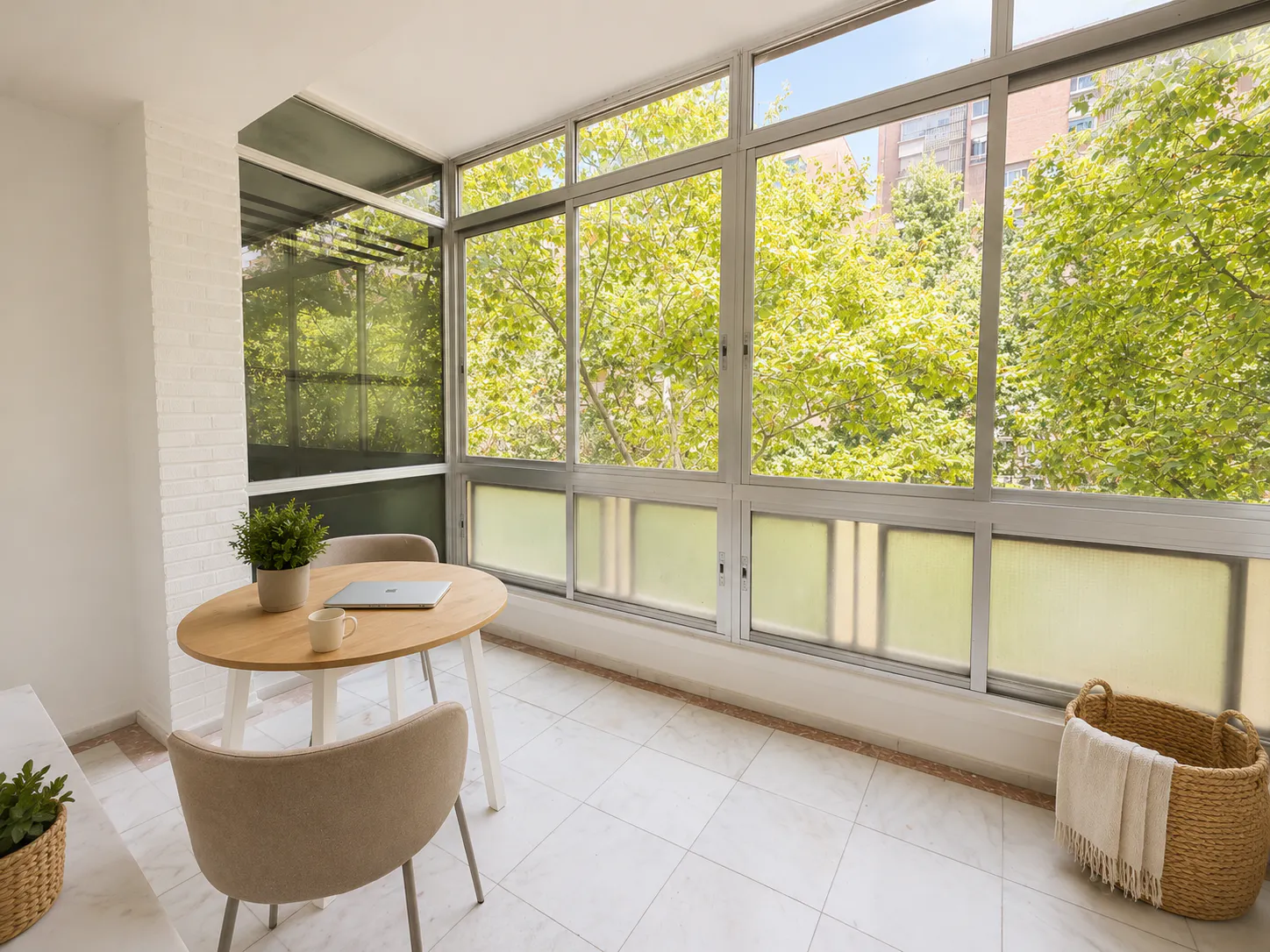5-Bedroom Apartment in Paseo de la Reina Cristina, Madrid (1729658) ROOM 1