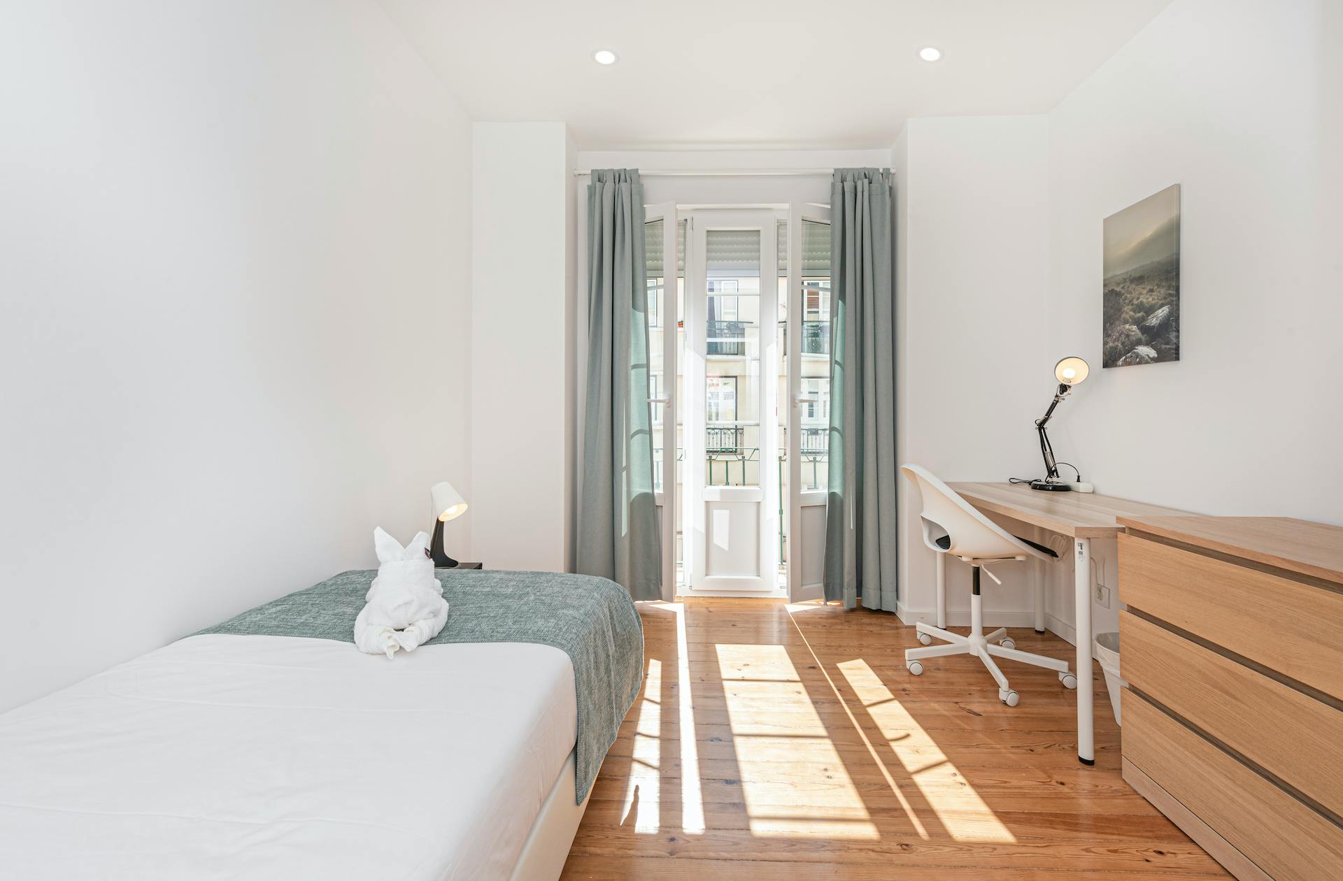 Private room in Rua Filinto Elísio, Lisbon (1729664) room image 1