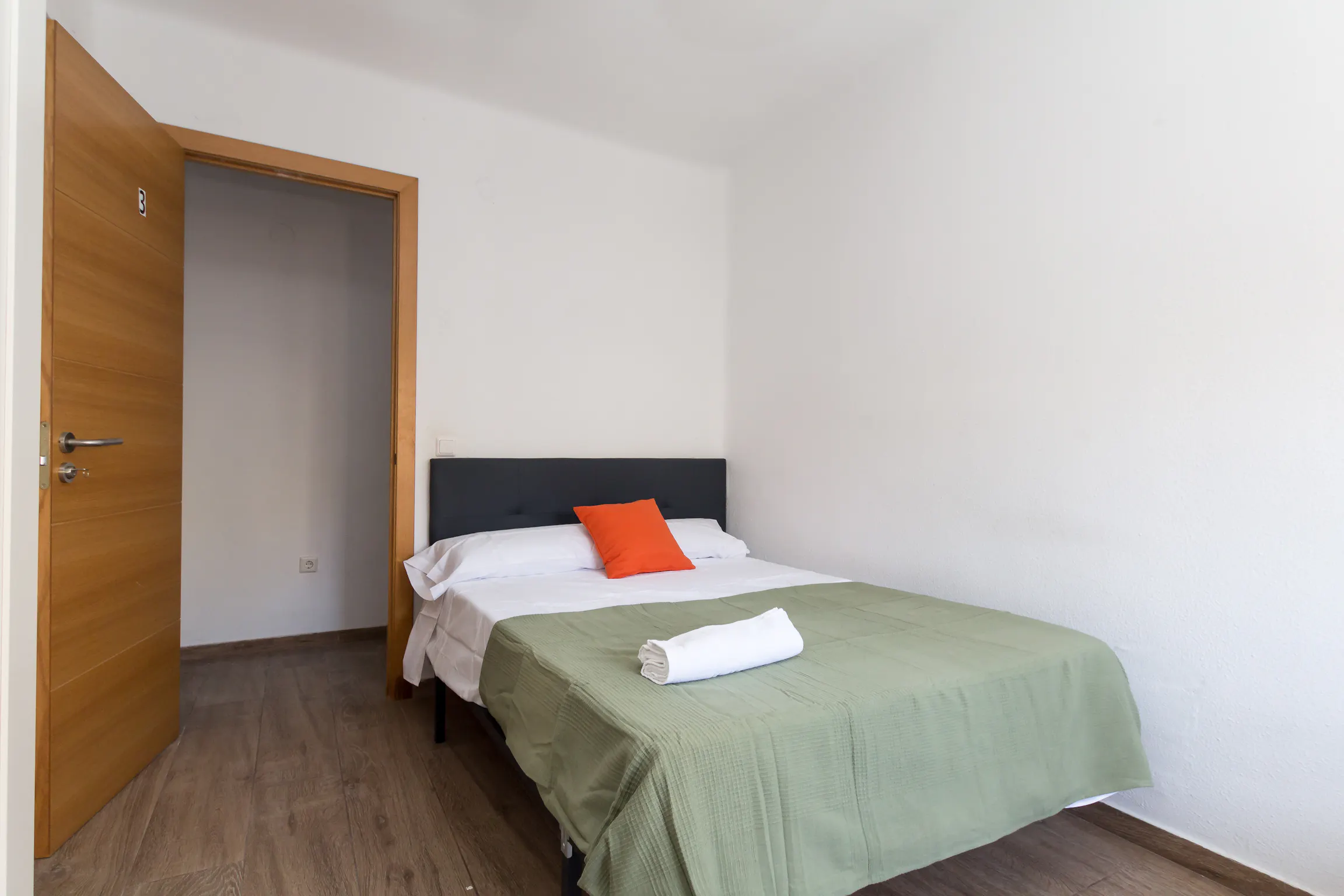 Private room in Calle Berrocal, Málaga (1729682) ROOM 2