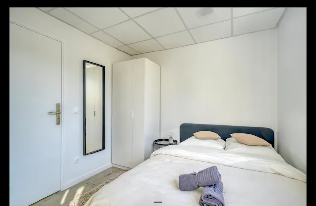 Private room in Rue du Petit Bois, Montreuil (1729713) room image 1