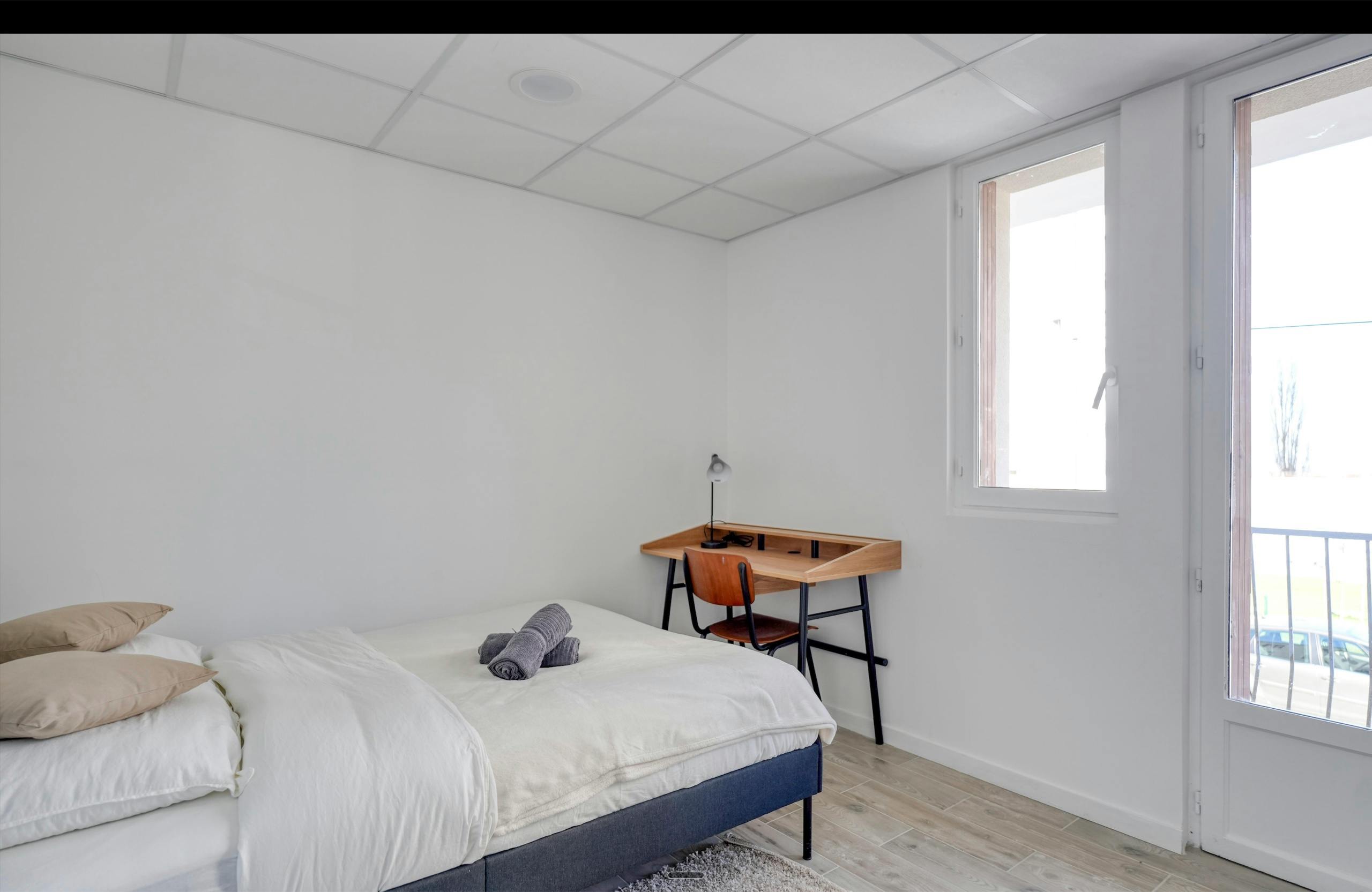 私人房间 正在以 €820 的月租出租，其位于 Montreuil, Rue du Petit Bois