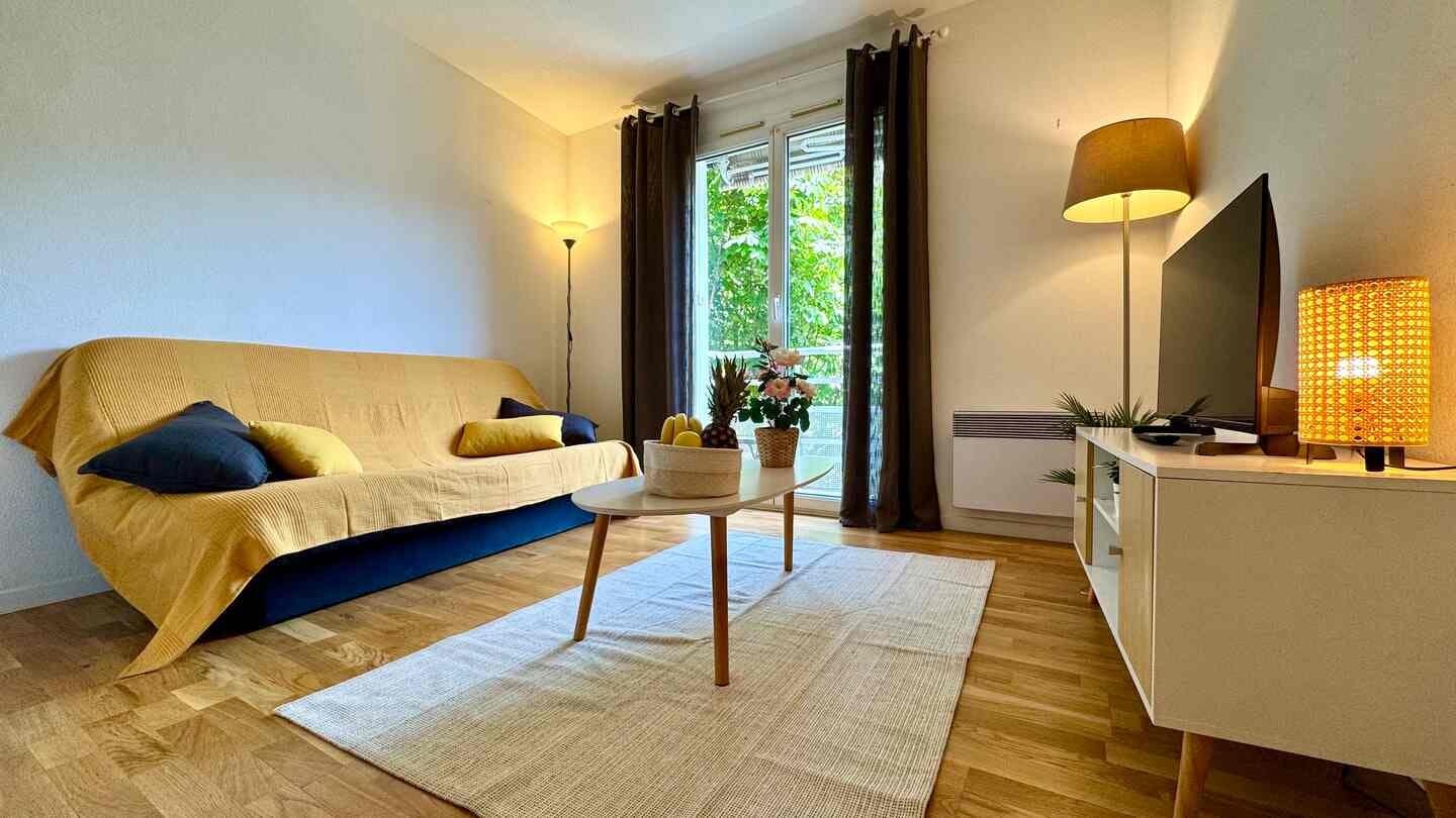 Studio for rent for €960 per month in Nice, Boulevard Pierre Sola