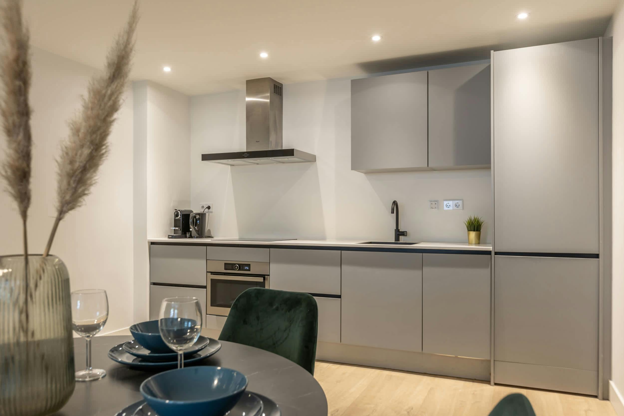 1-Bedroom Apartment in Mathenesserlaan, Rotterdam (1729767) ROOM 1