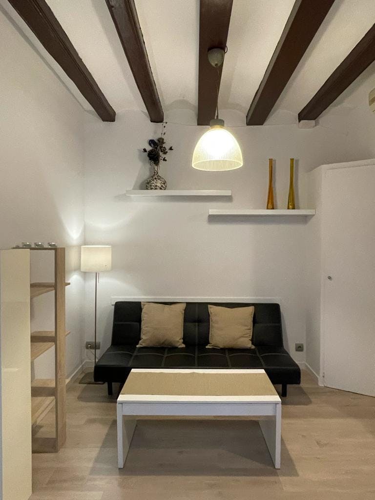 Carrer de Vinaròs, Barcelona preview
