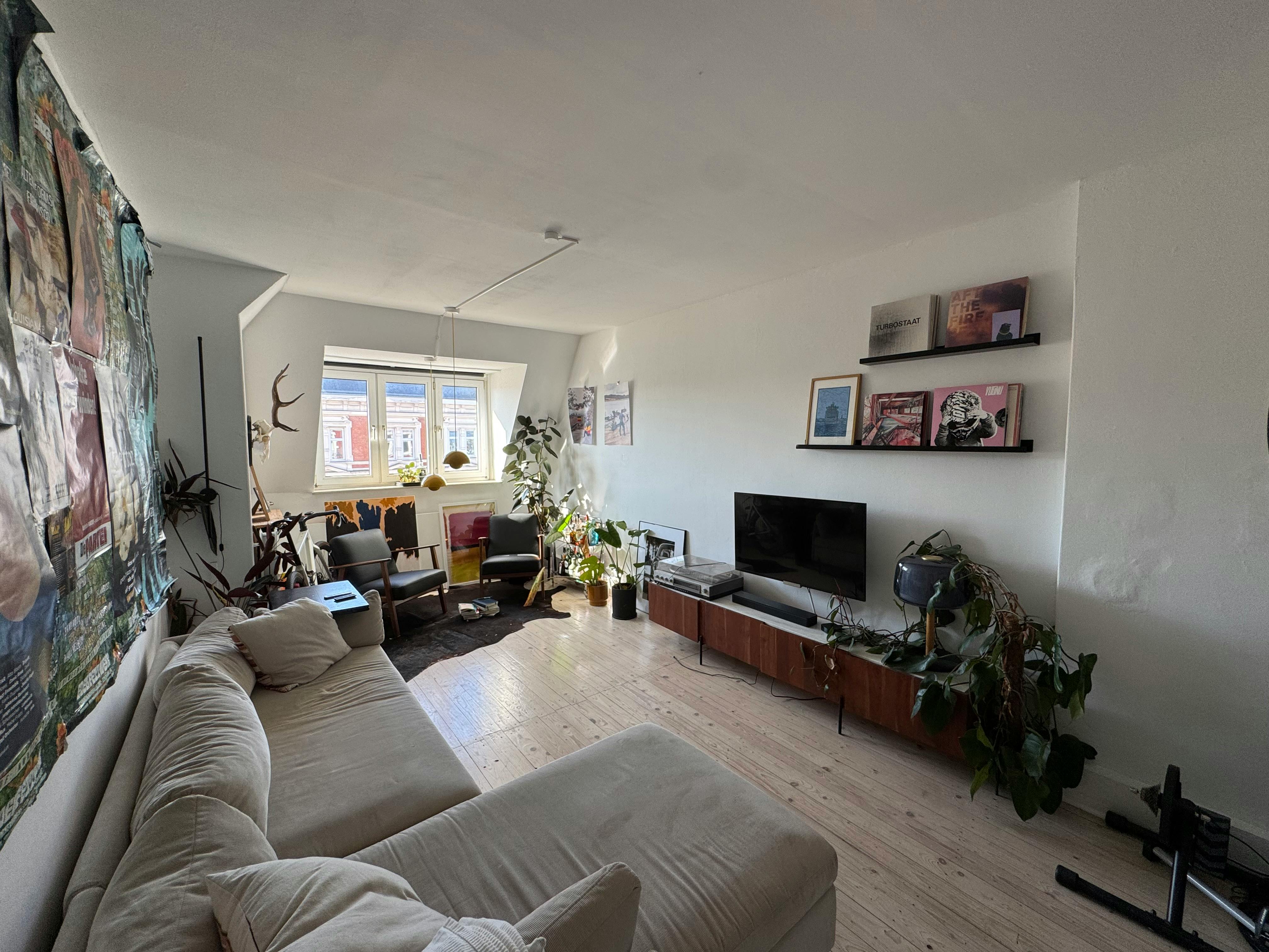 Apartment for rent for €1,850 per month in Hamburg, Schulterblatt