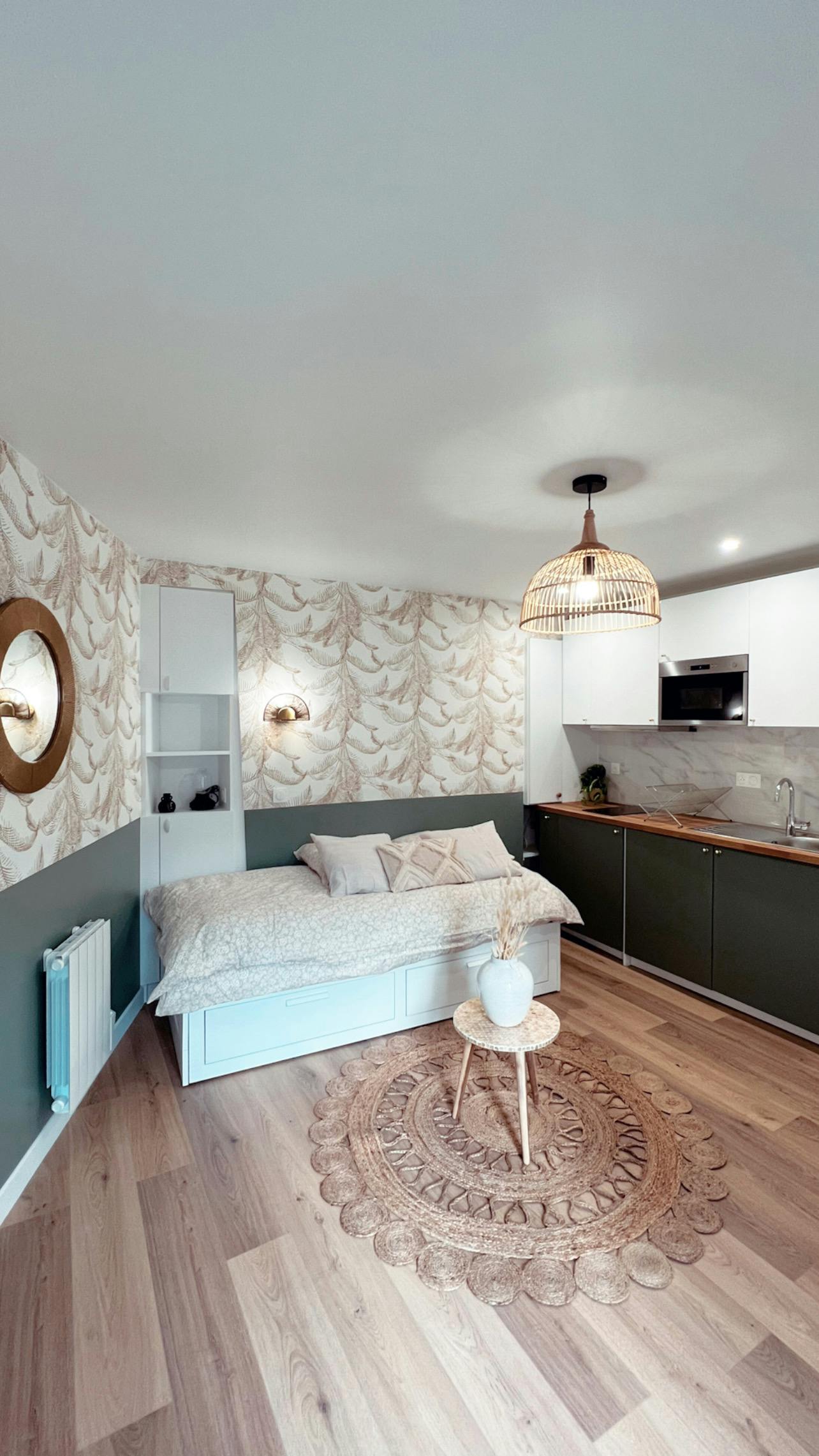Apartment for rent for €1,300 per month in Paris, Rue Custine