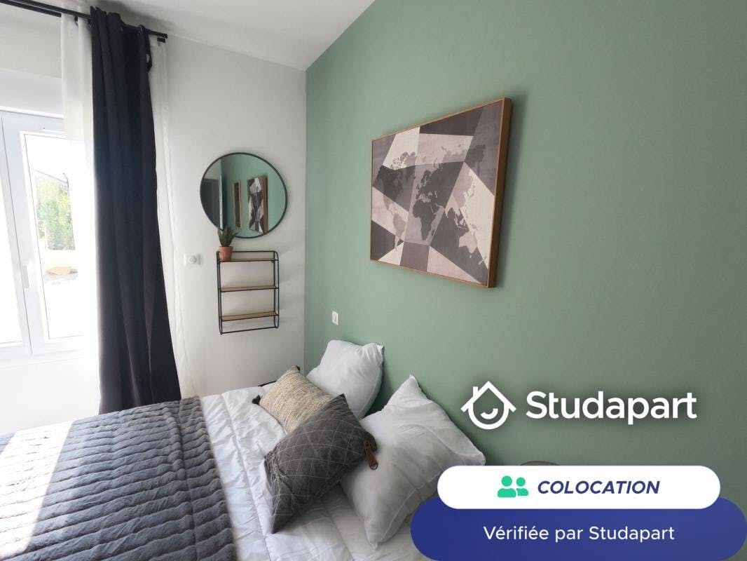 Cameră privată de închiriat pentru 499 EUR pe lună în Niort, Rue de Goise