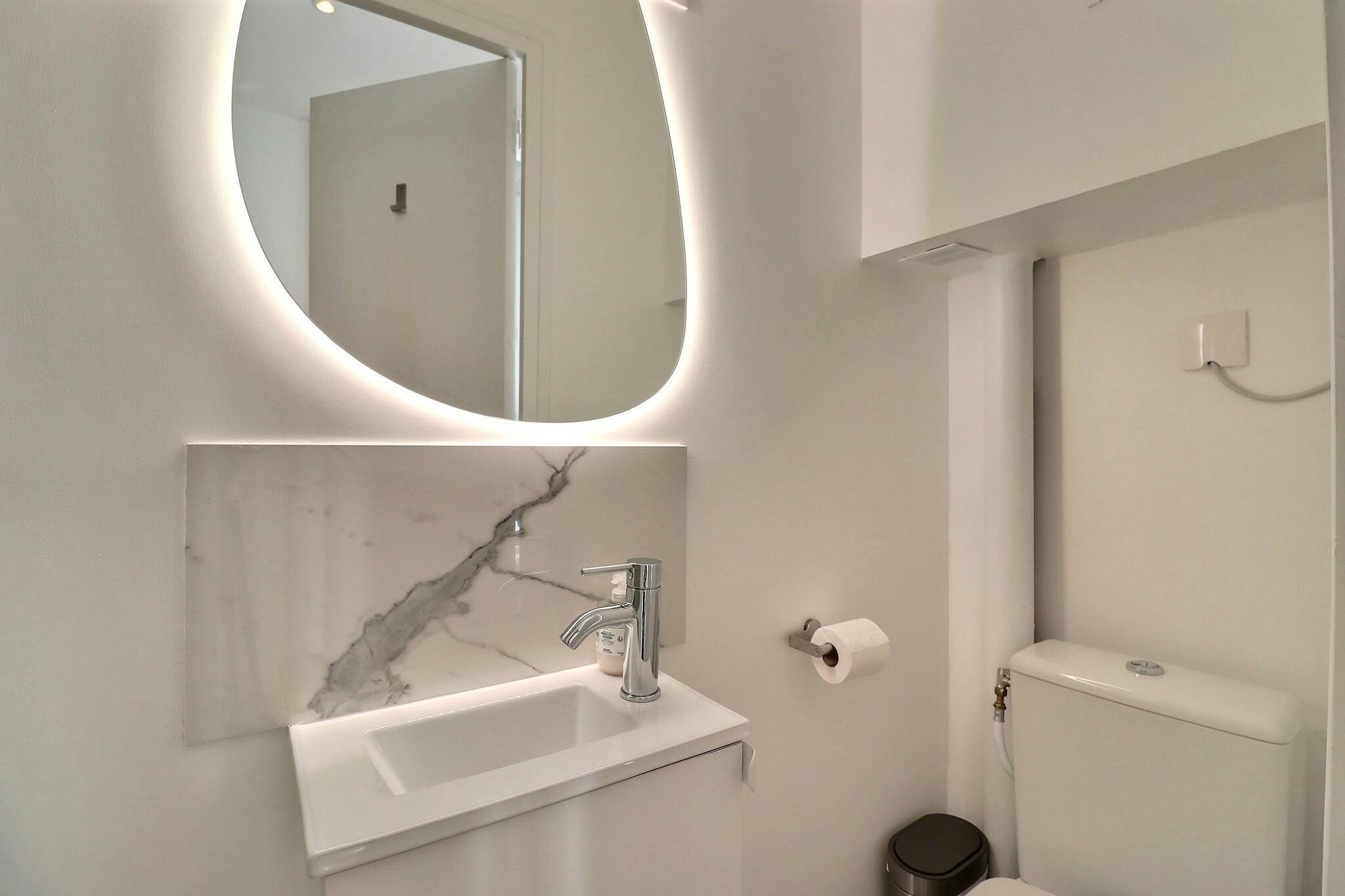 Apartment in Boulevard de l'Hôpital, Paris (1730008) room image 10
