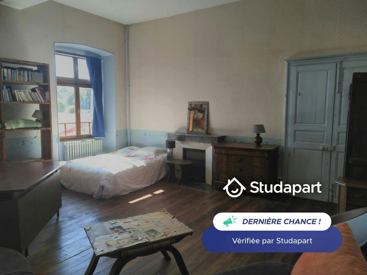 Privat rum att hyra för 330 € i månaden i Cusset, Rue du Faubourg du Chambon