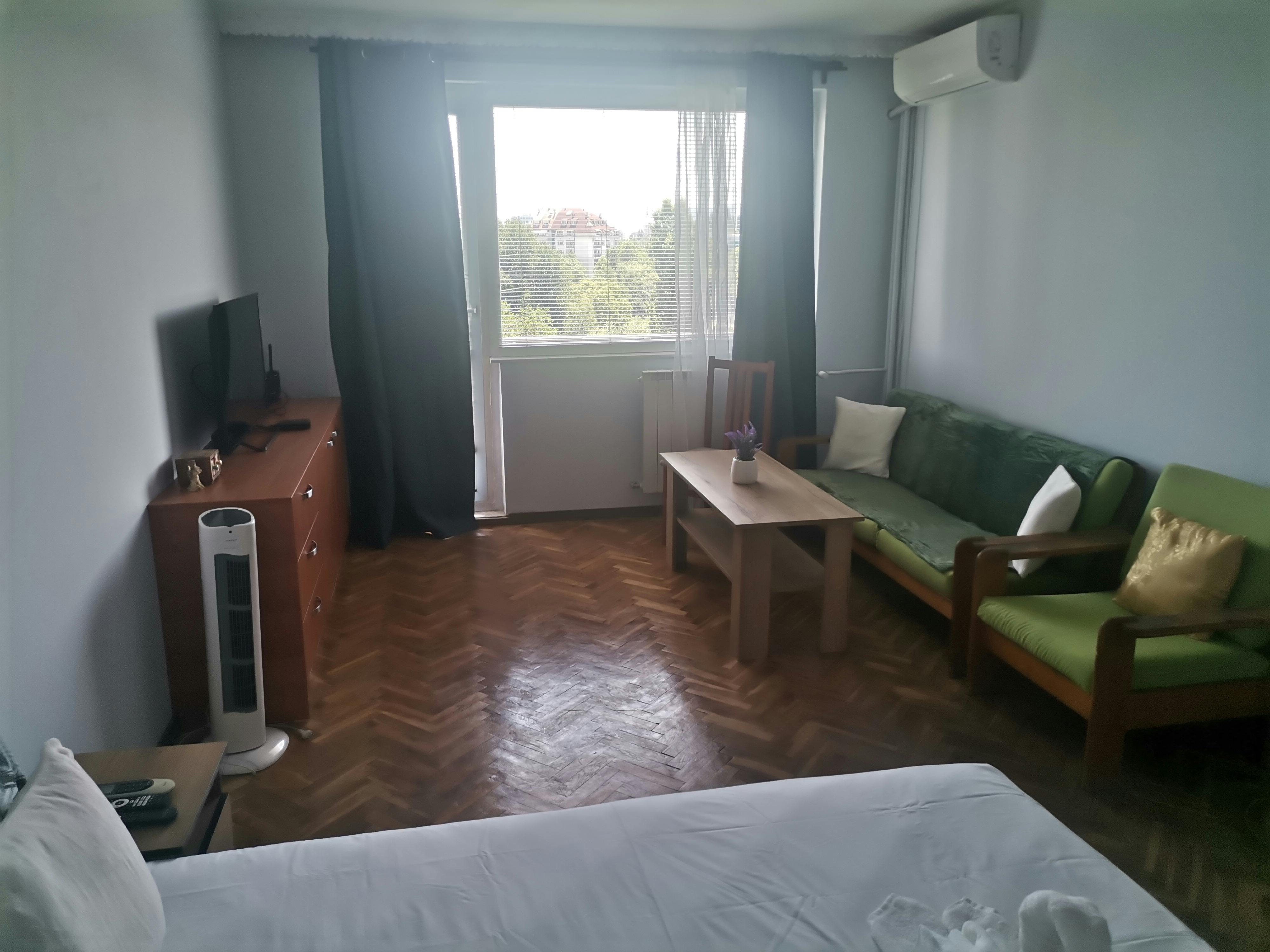 Apartment for rent for BGN 2,156 per month in Sofia, ulitsa "Ropotamo"