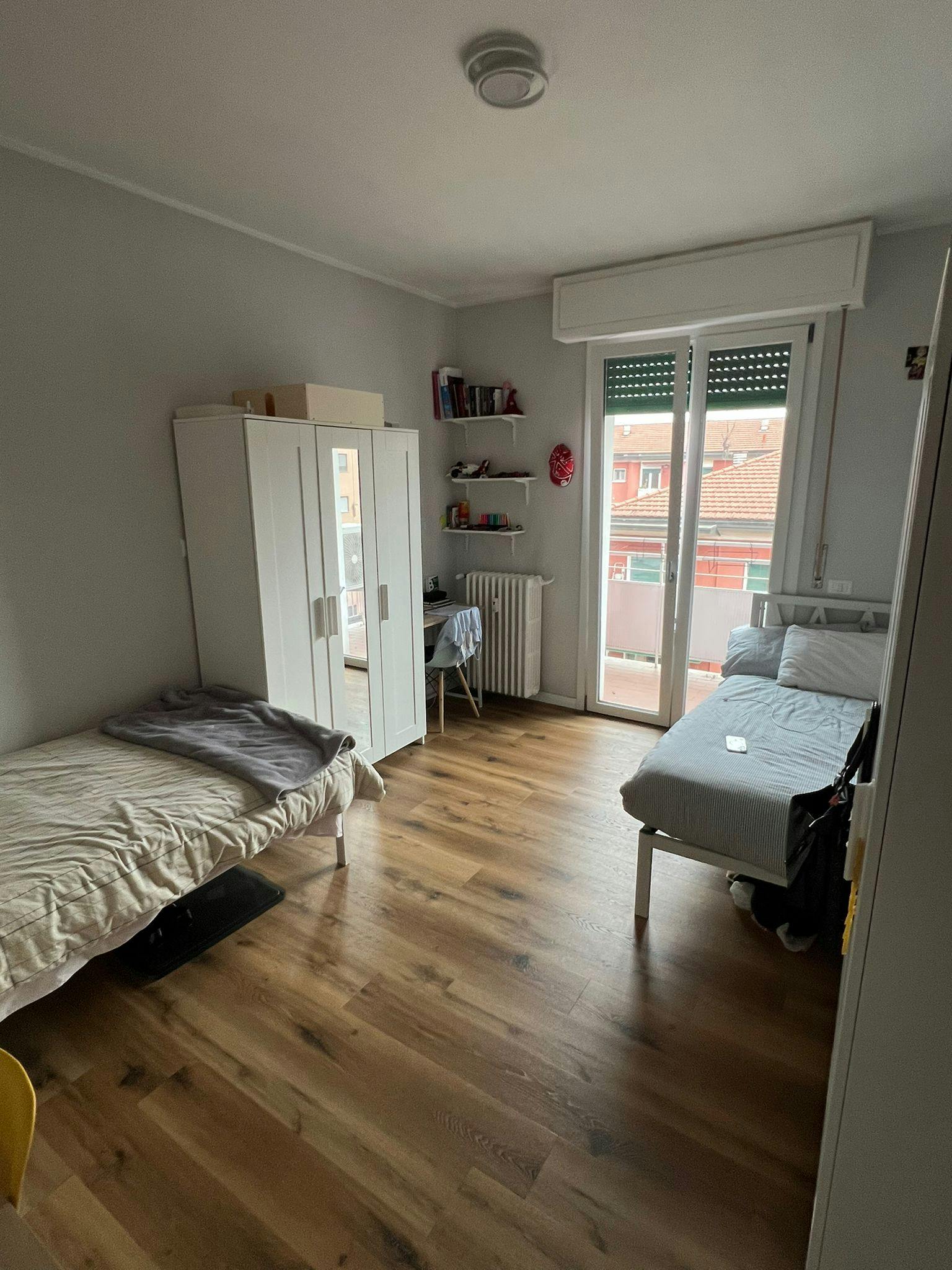 Shared room in Via Lorenteggio, Milan (1730075) ROOM