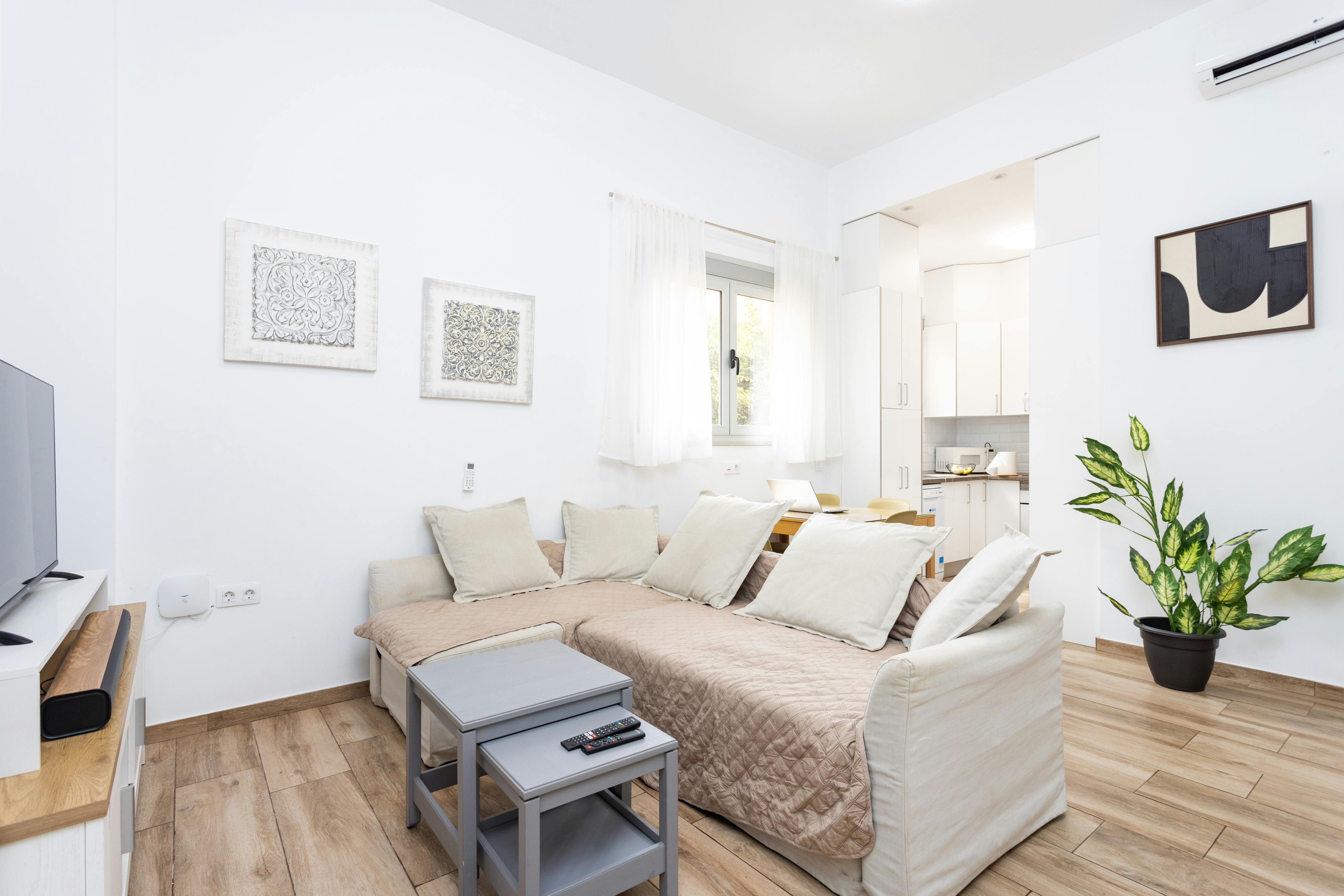 公寓 正在以 €1,385 的月租出租，其位于 Santa Cruz de Tenerife, Avenida Islas Canarias