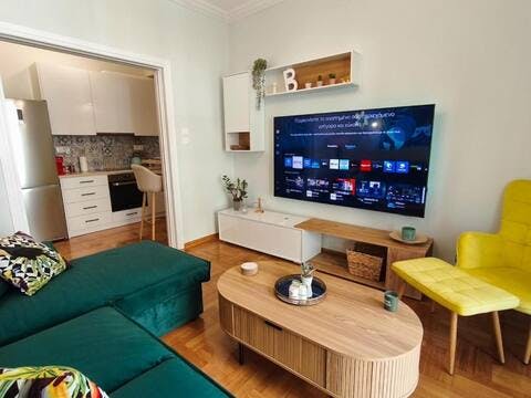 Apartment for rent for €750 per month in Attikí, Agiou Meletiou