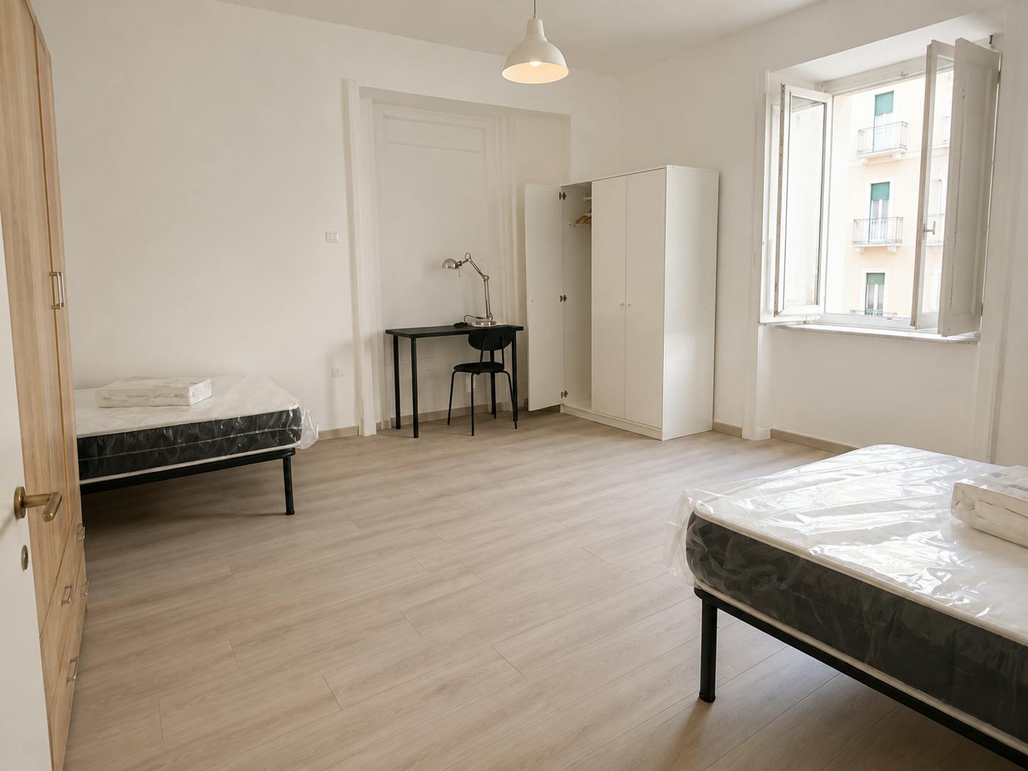 Privé kamer te huur voor € 480 per maand in Naples, Via Portacarrese a Montecalvario