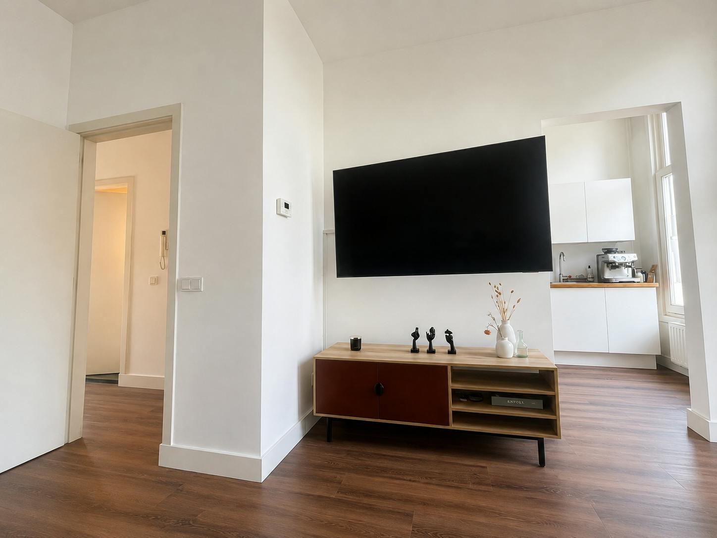 Apartment for rent for €1,700 per month in Haarlem, Badhuisstraat