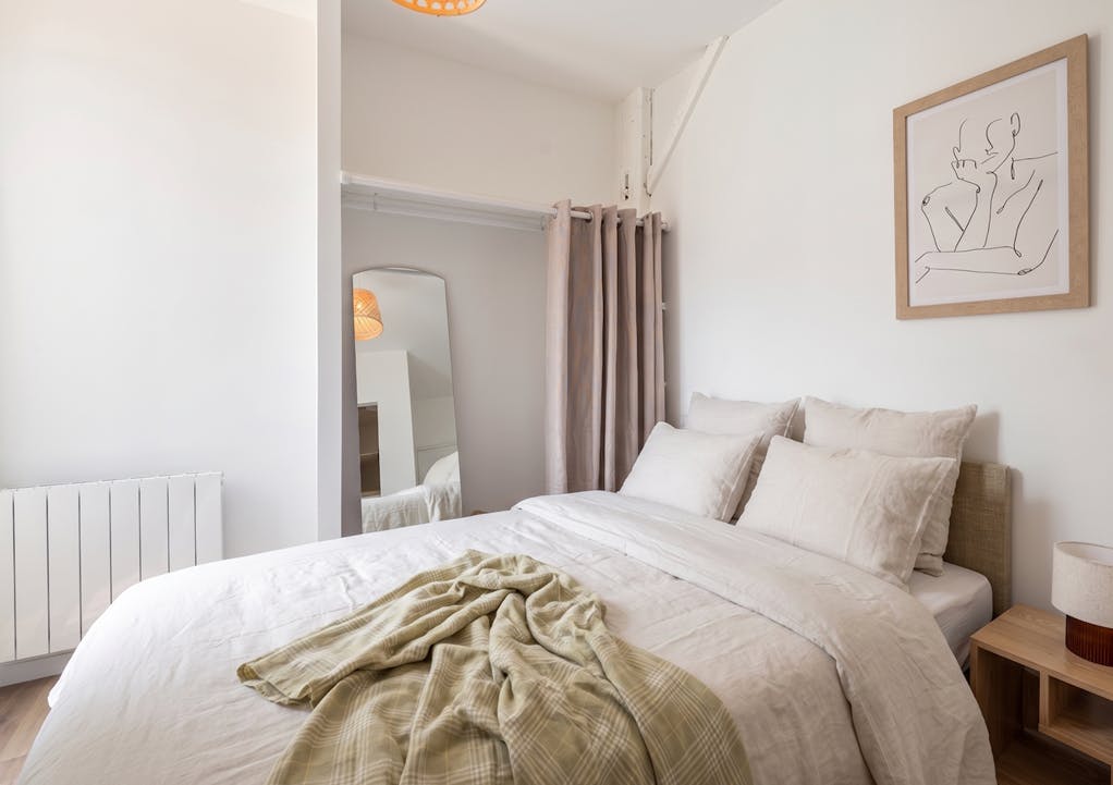 单间公寓 正在以 €1,100 的月租出租，其位于 Paris, Passage Penel