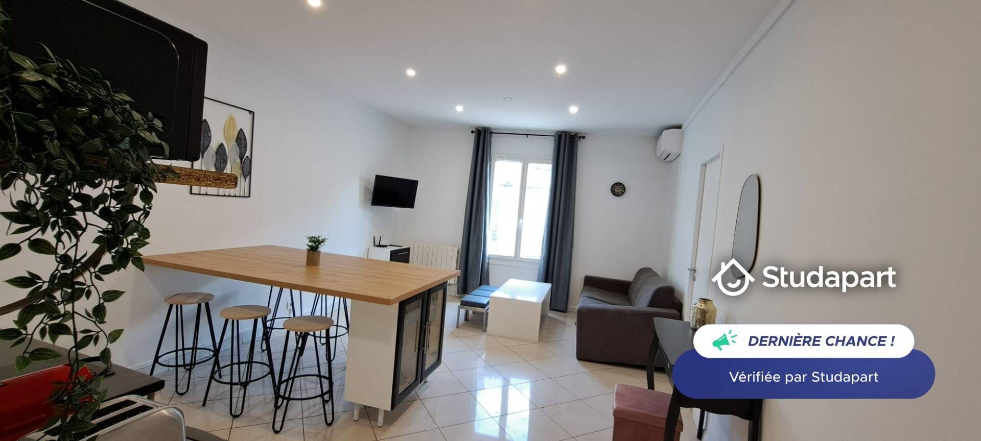 Appartement à louer pour 750 €/mois à Avignon, Rue Carreterie