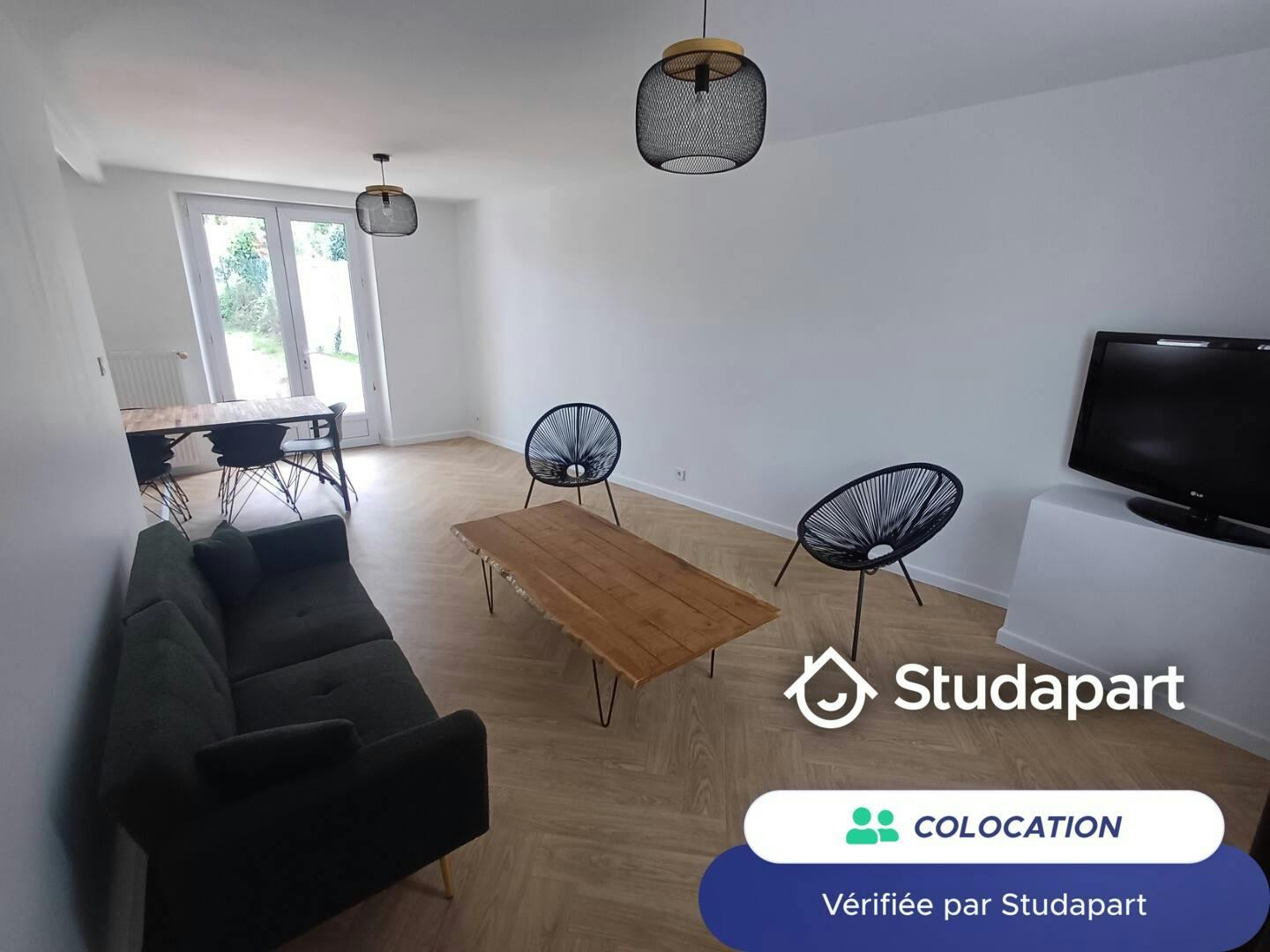 Privé kamer te huur voor € 430 per maand in La Roche-sur-Yon, Rue du Maréchal Juin