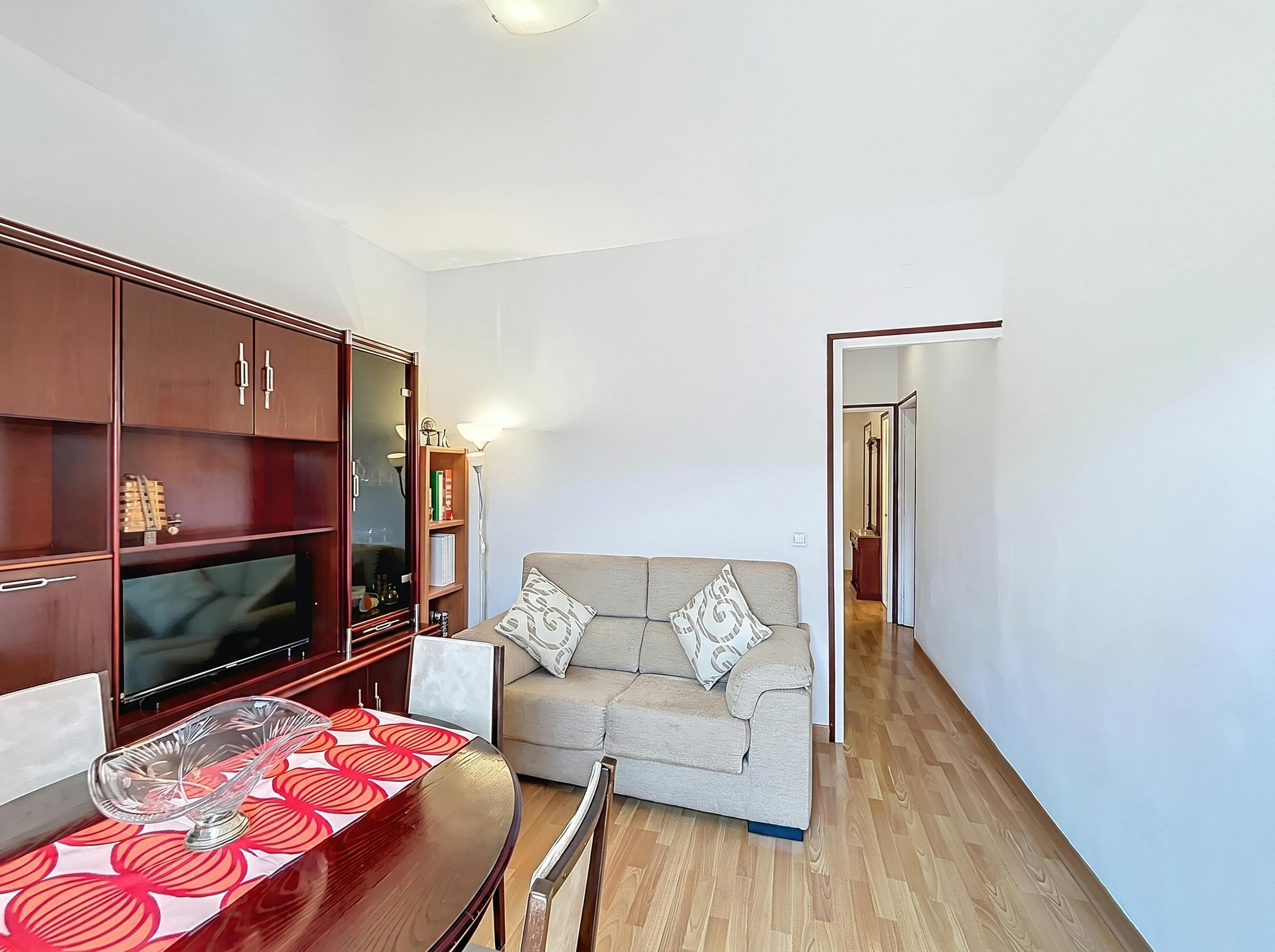 Apartamento para alugar por € 2.200 por mês em Barcelona, Carrer de Roc Boronat