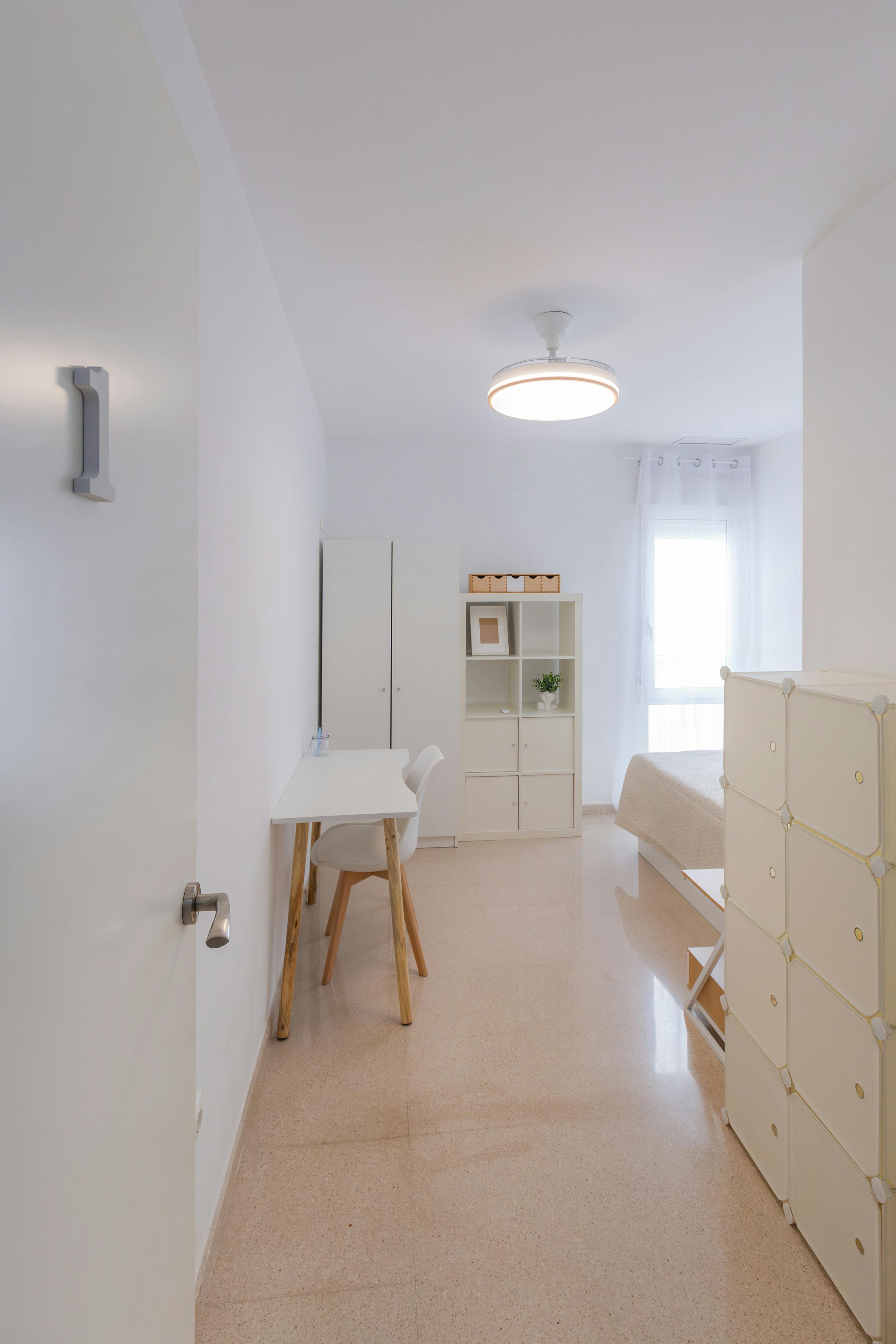 Chambre privée à louer pour 350 €/mois à Elche, Carrer Girona