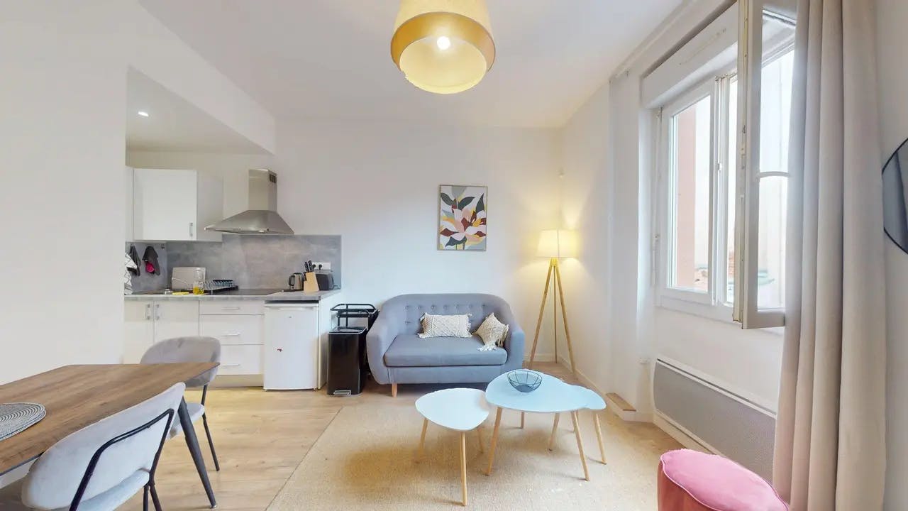 Appartamento in affitto a 737 € al mese a Toulouse, Rue Béteille