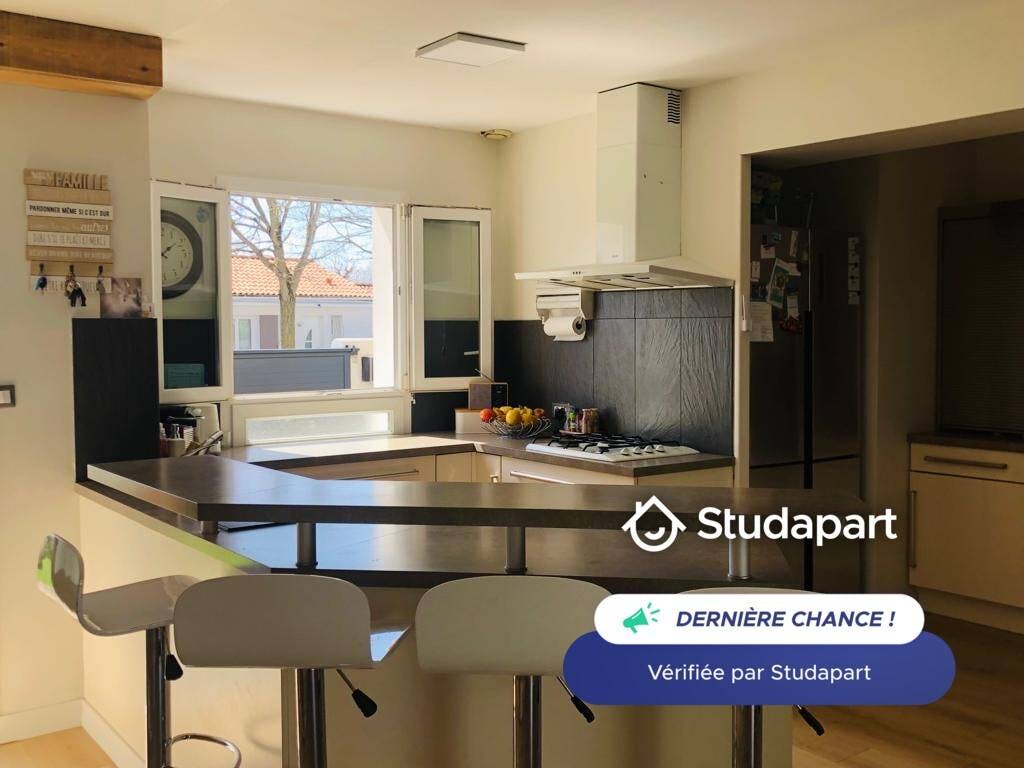 Private room for rent for €500 per month in Lagord, Rue des Gonthières