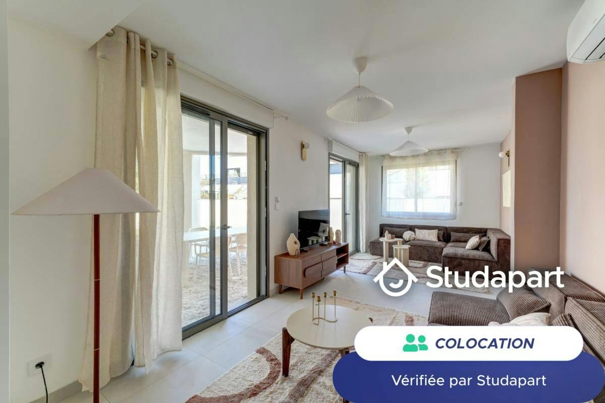 Private room for rent on Avenue des Acacias, Lyon - Vue 3