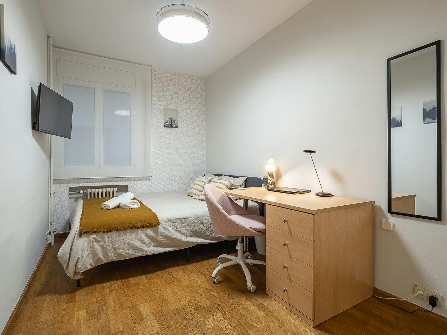 Carrer de Balmes, Barcelona preview