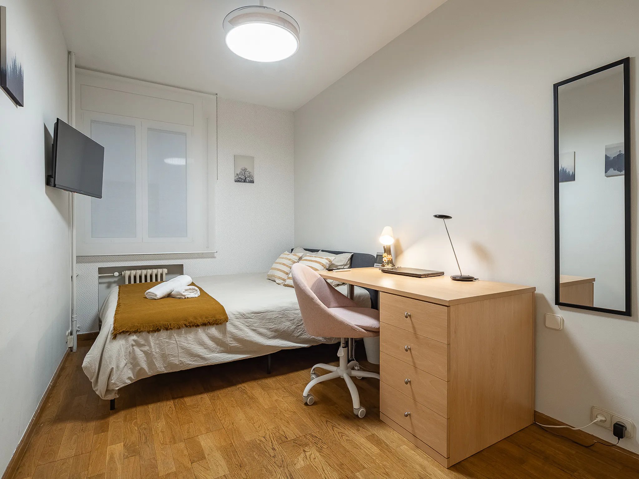 Carrer de Balmes, Barcelona preview