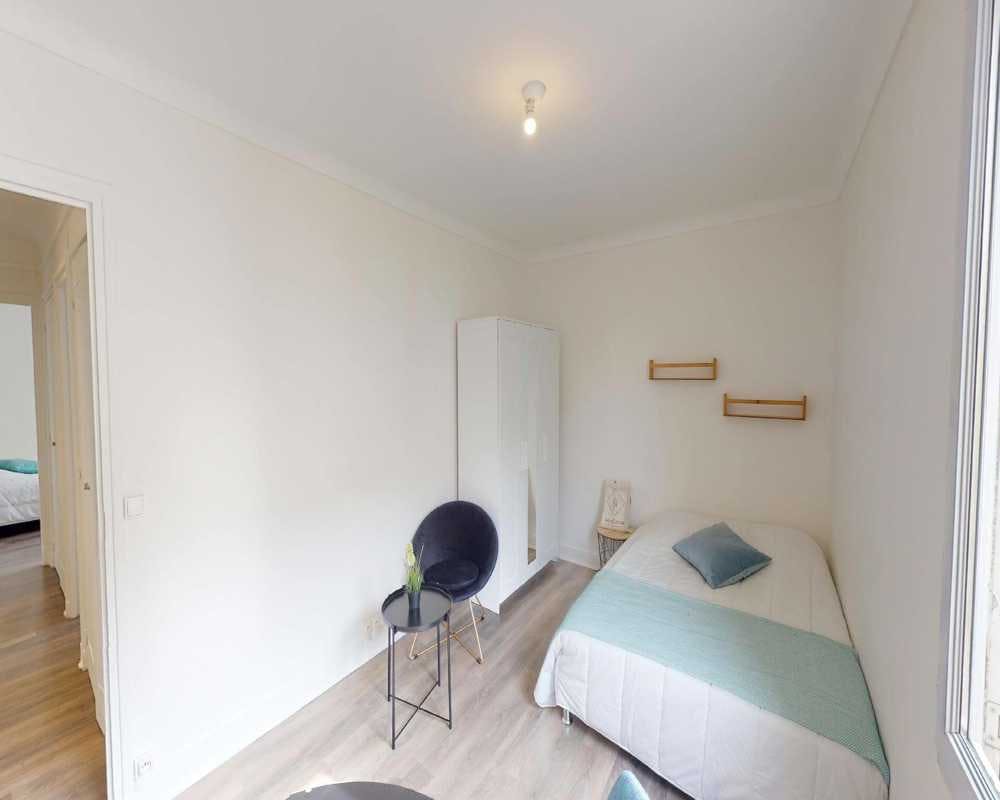 Private room in Rue de Saussure, Paris (1730539) room image 2