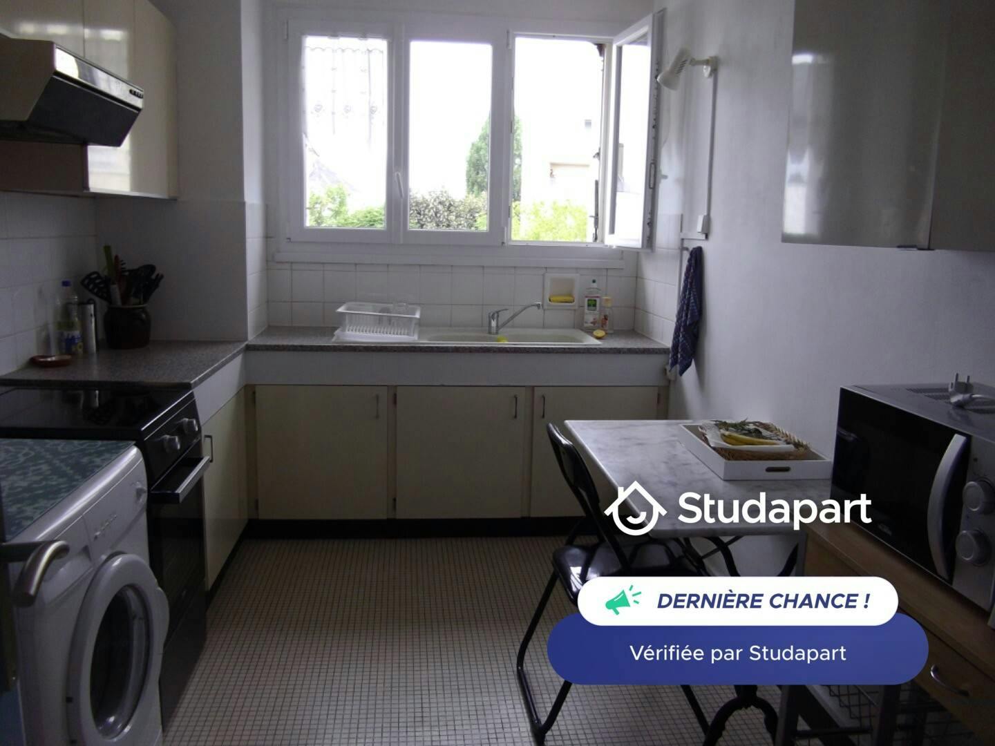 Mieszkanie do wynajęcia za 450 € miesięcznie w mieście Angers, Rue Georges Guynemer