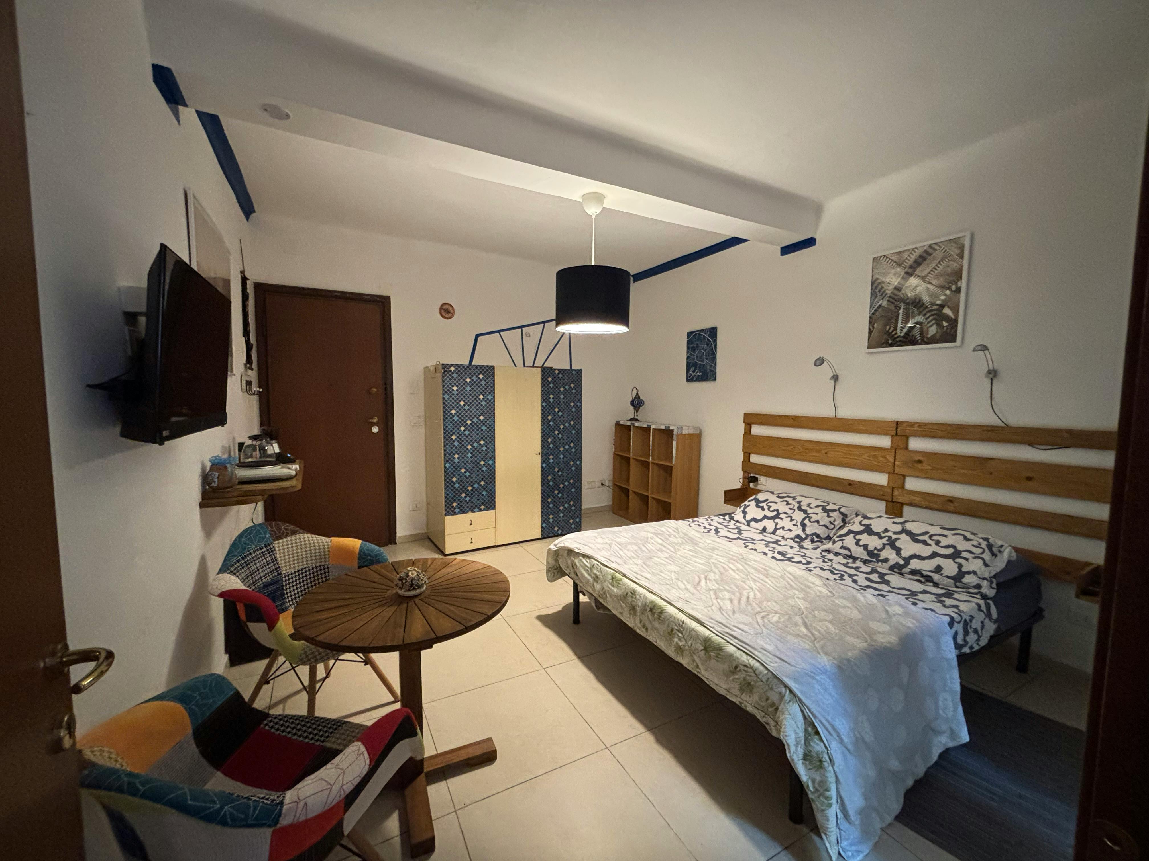 WG-Zimmer zu mieten für 750 € pro Monat in Bologna, Via Broccaindosso