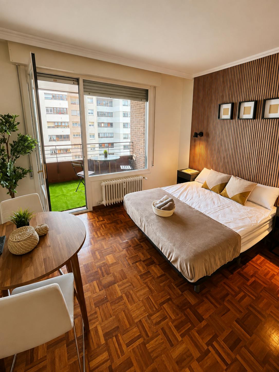 Private room in Avenida de Pío XII, Pamplona (1730697) ROOM
