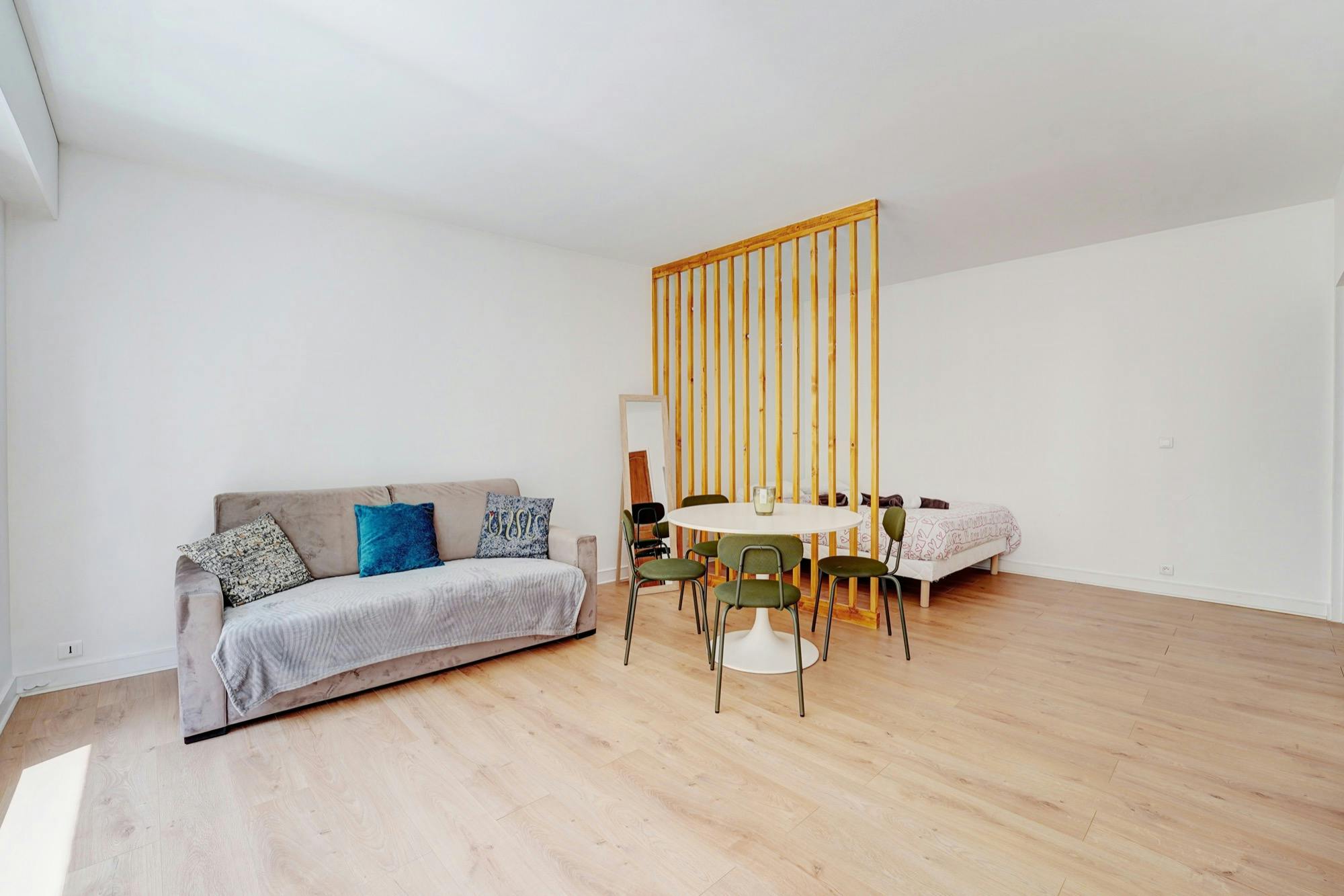 1-Bedroom Apartment in Rue Nicolo, Paris (1730760) ROOM 4