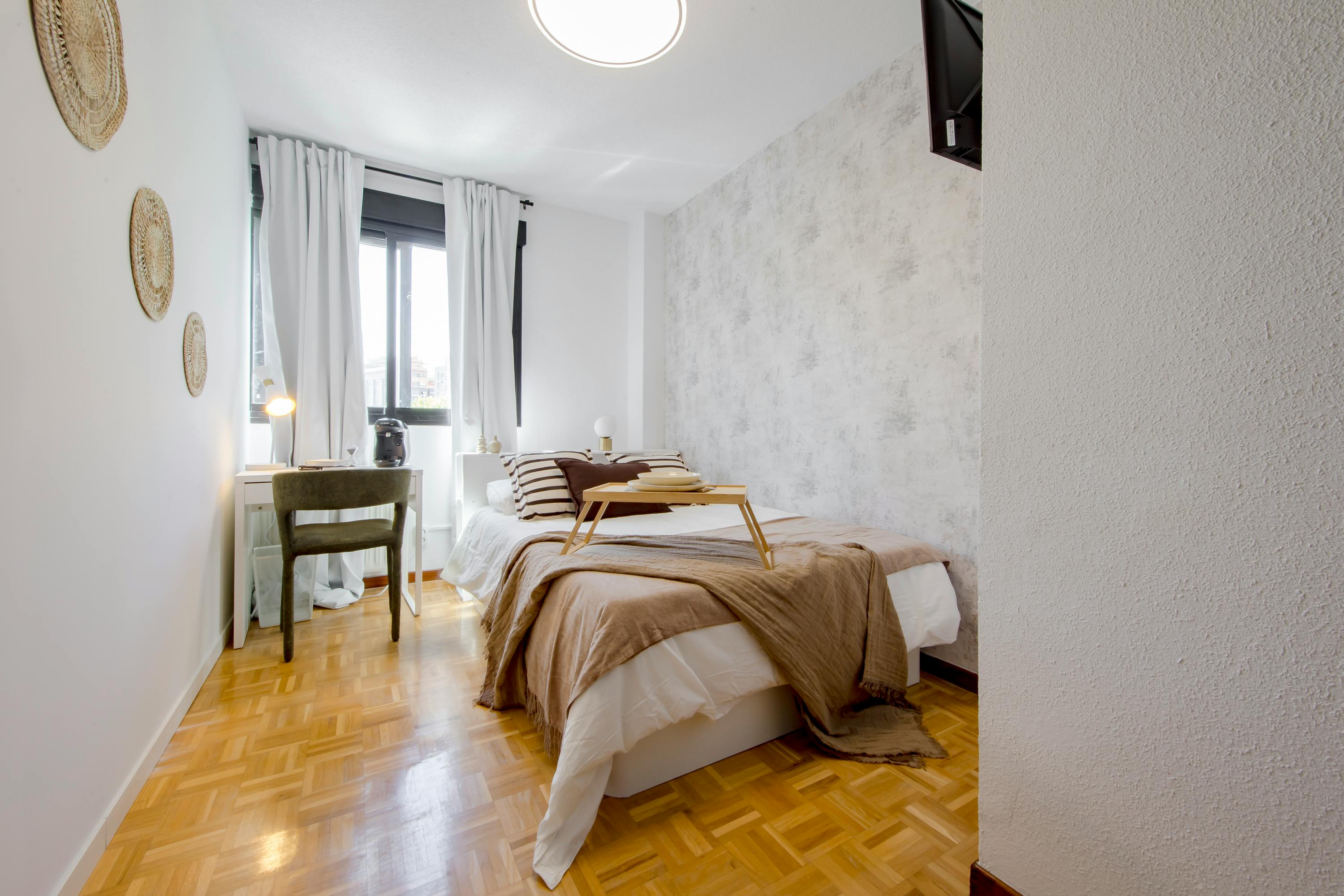 Calle de Méndez Álvaro, Madrid preview