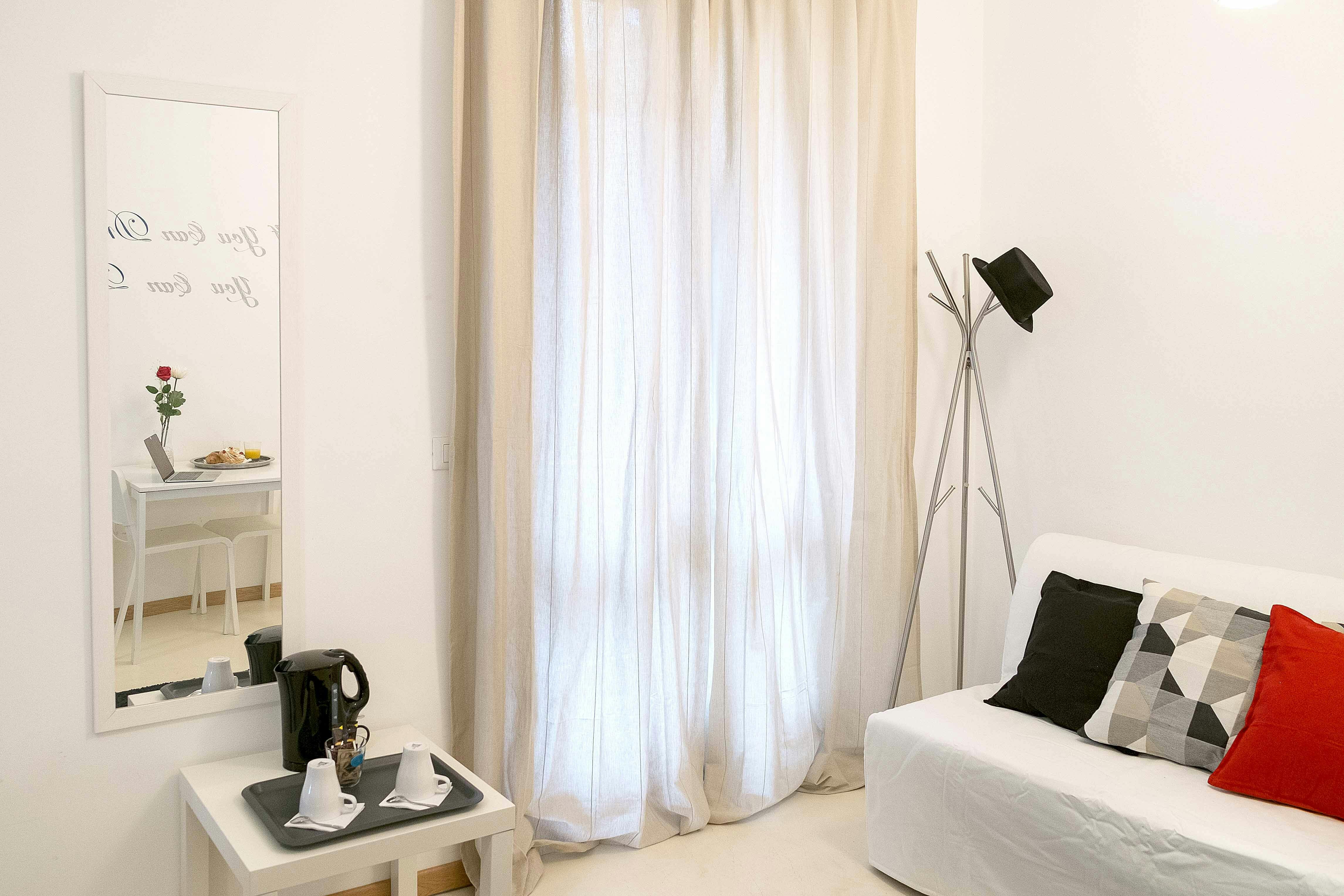 Private room in Corso Massimo d'Azeglio, Turin (1730778) room image 5