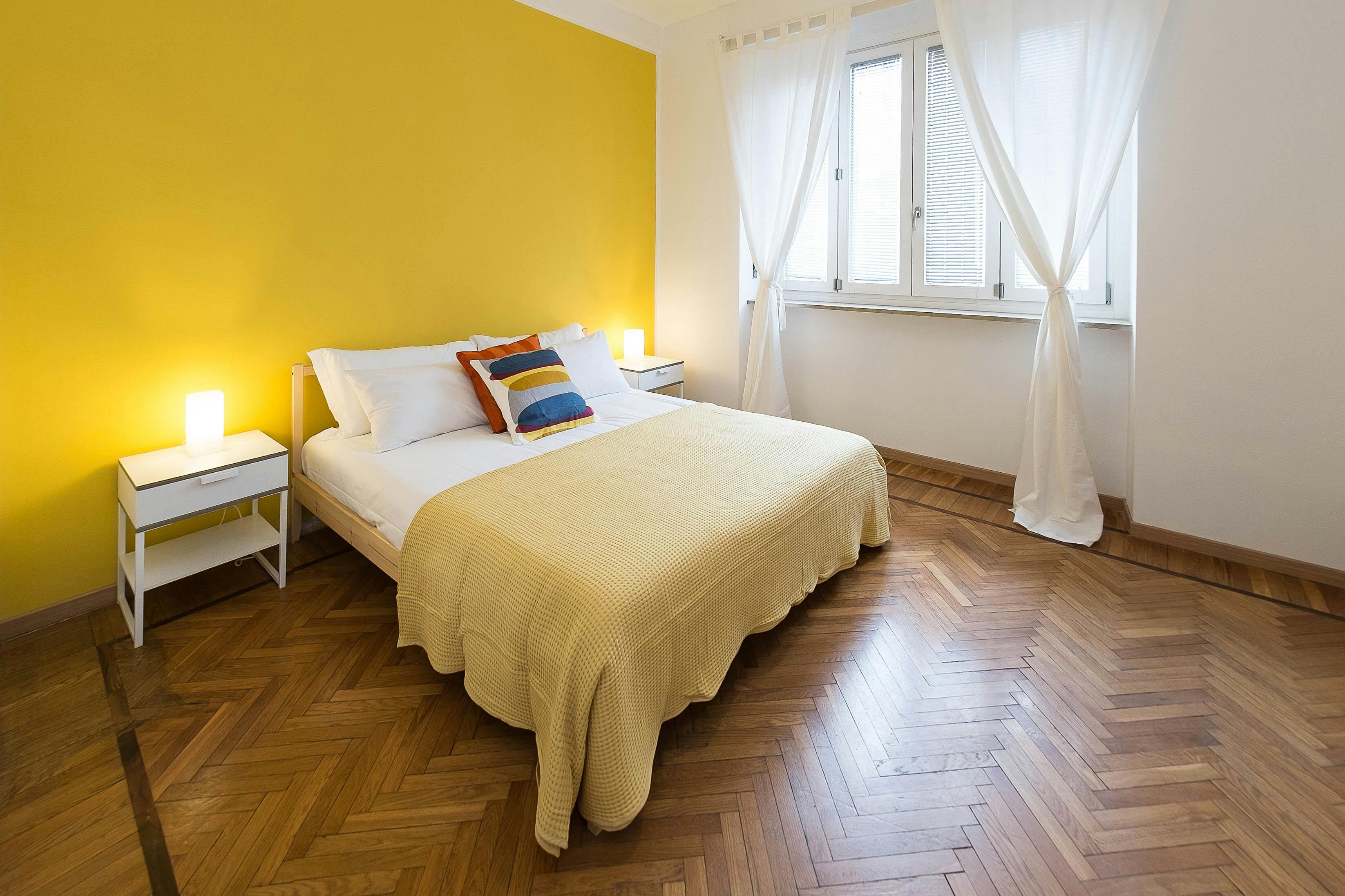 Private room in Corso Massimo d'Azeglio, Turin (1730779) room image 2