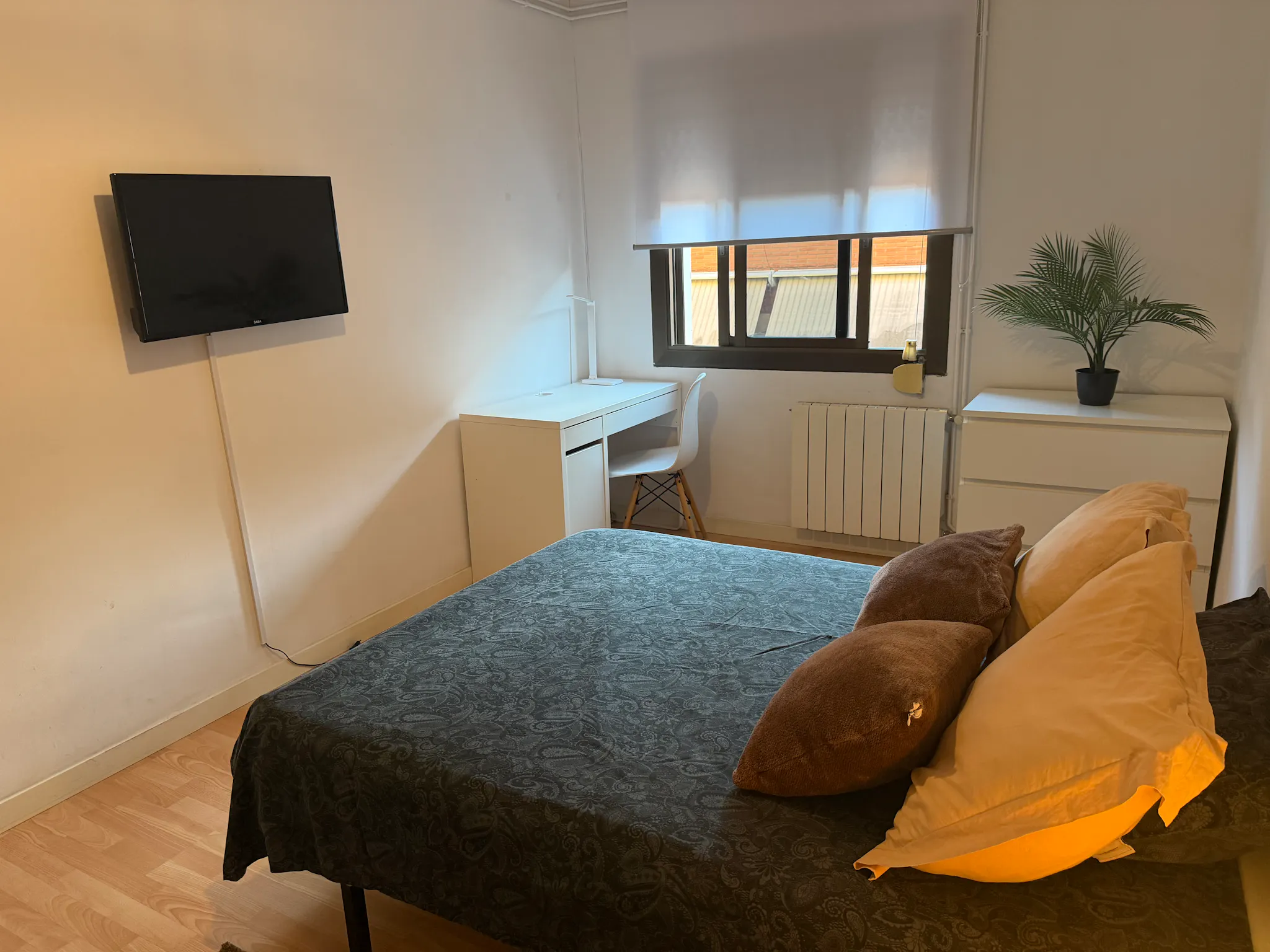 Private room in Carrer d'Amílcar, Barcelona (1730825) ROOM 1