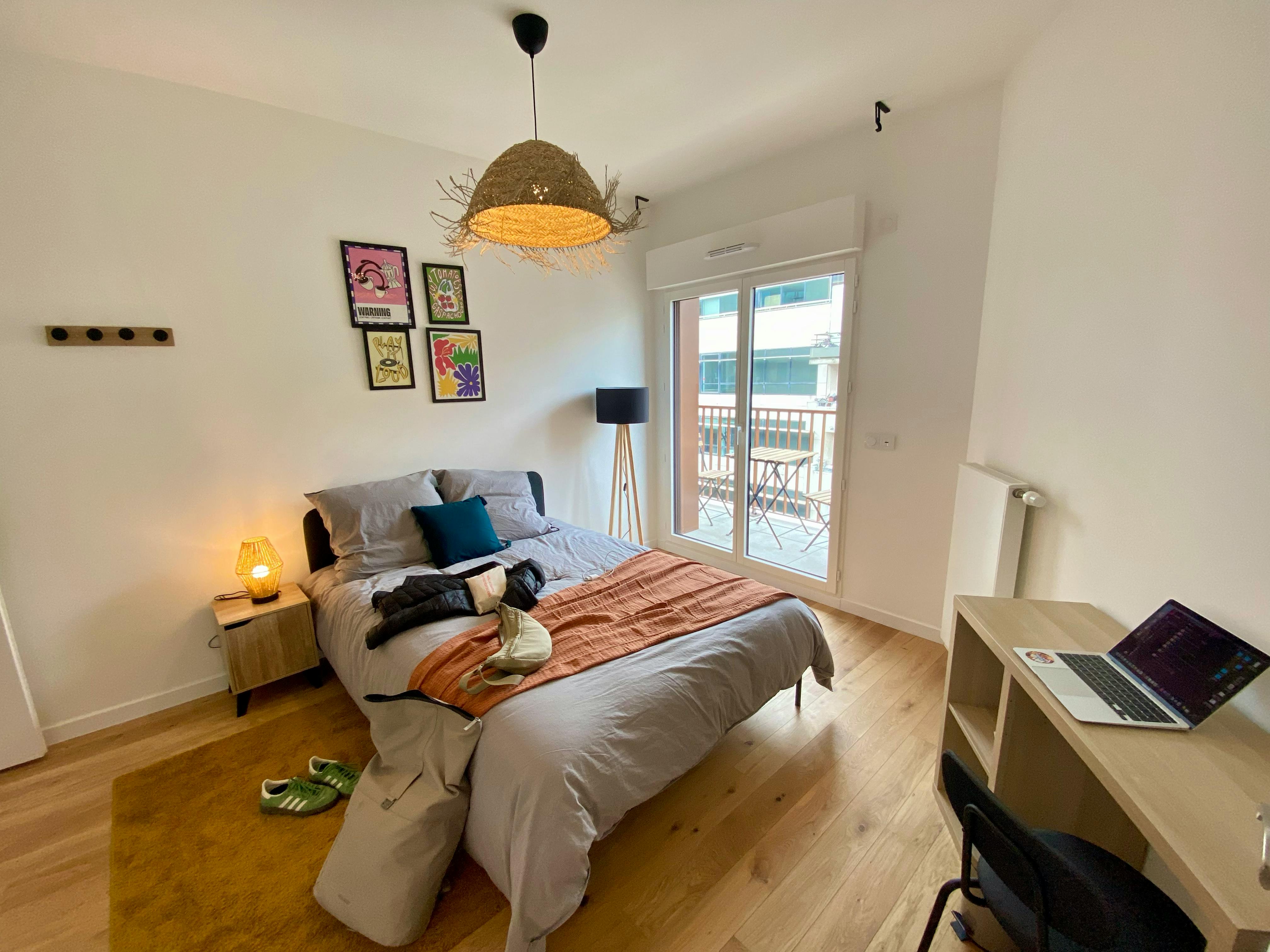 Private room in Rue Madame de Sanzillon, Clichy (1730830) room image 1