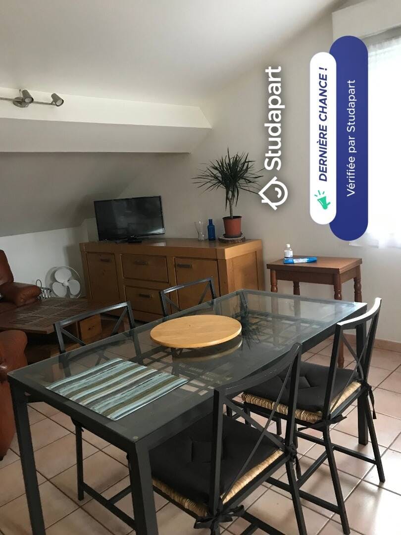 Hus att hyra för 740 € i månaden i Cenon, Avenue Jean Jaurès
