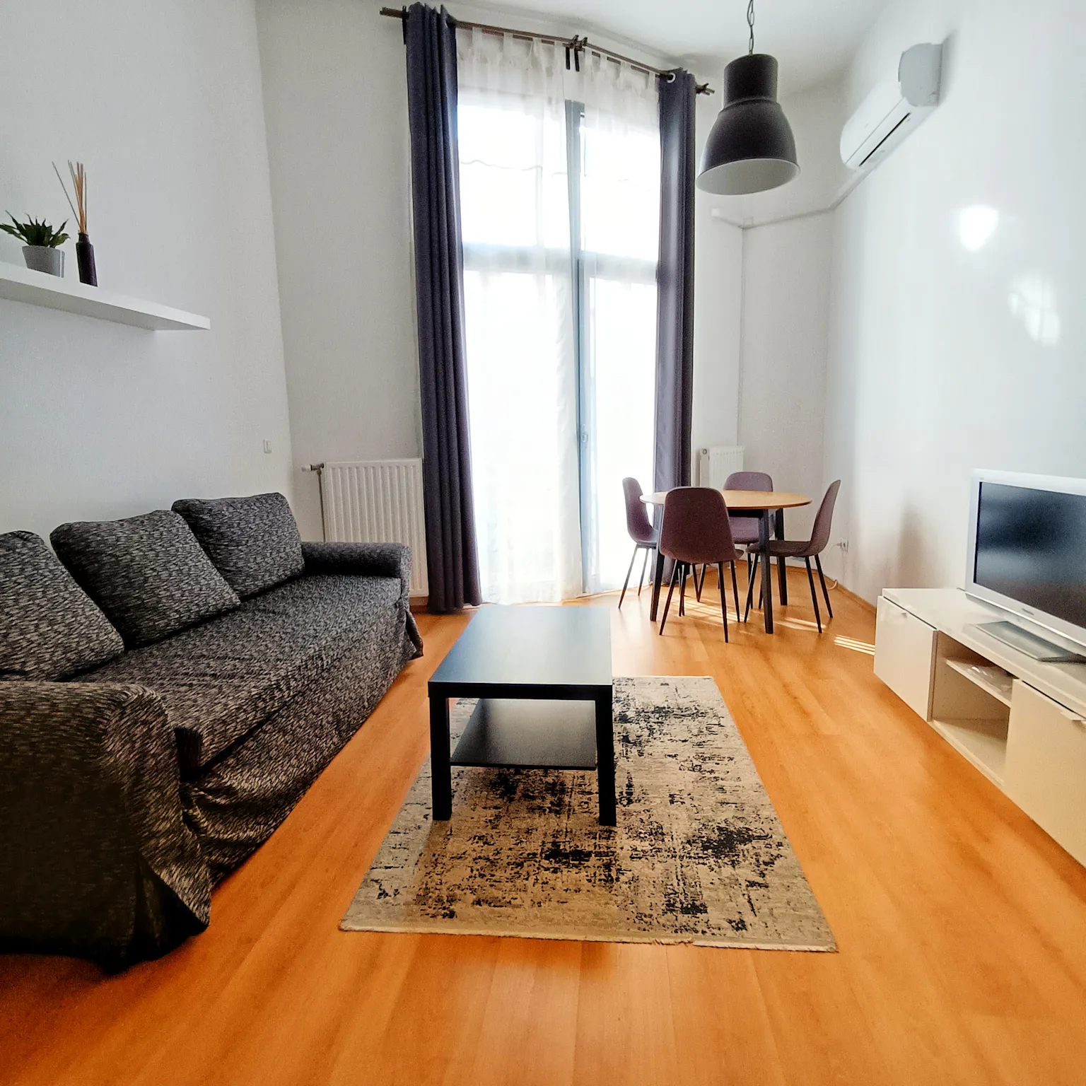 Aradi utca, Budapest preview