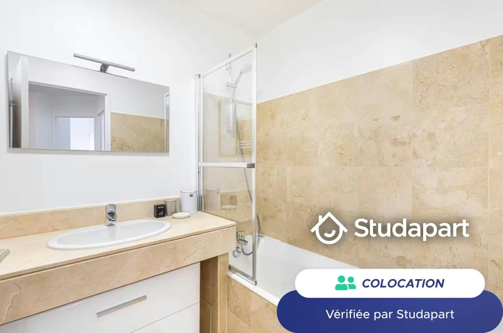 Private room for rent on Rue de l'Abbé Carton, Paris - Vue 5