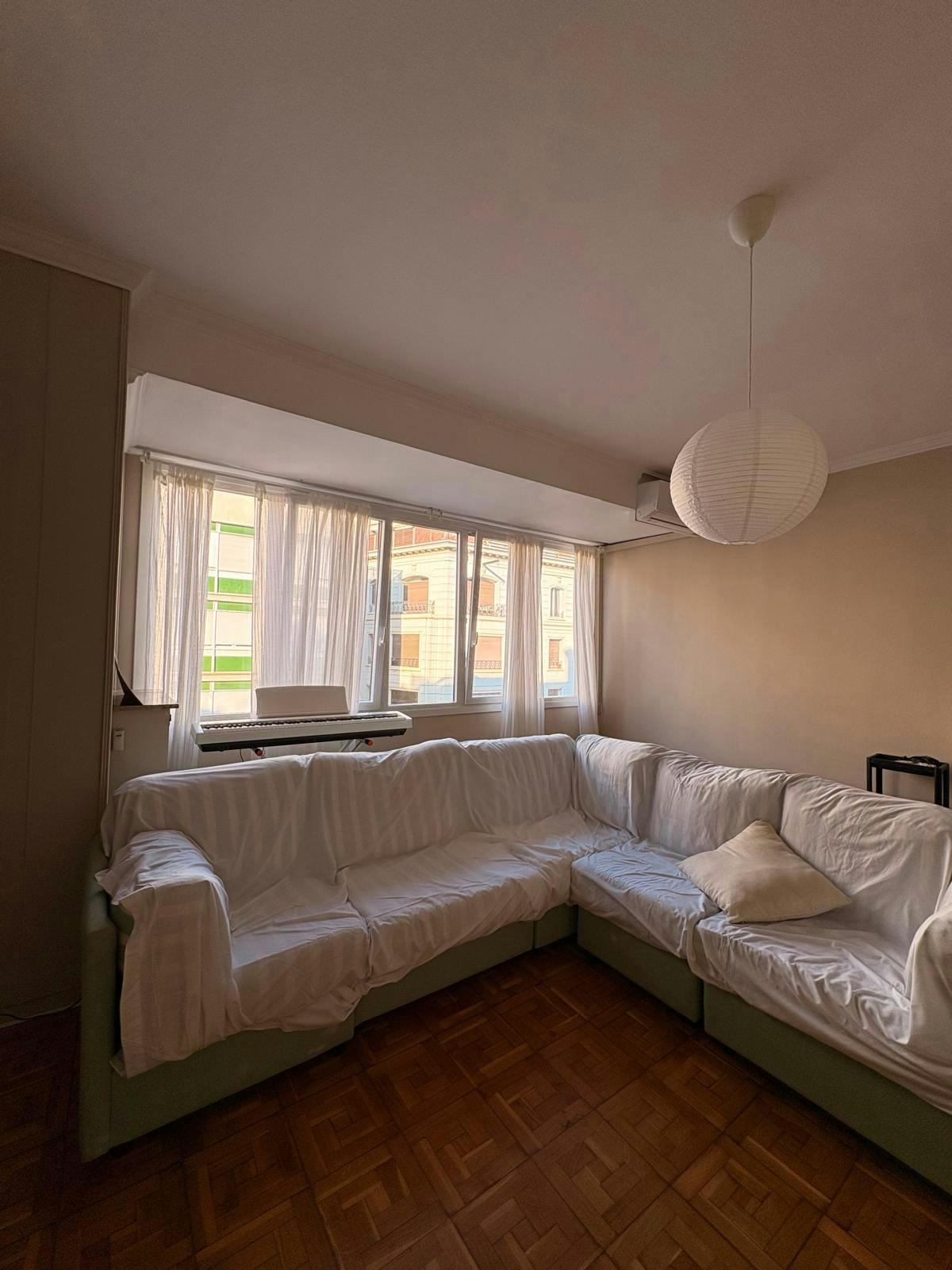 Private room in Carrer de Muntaner, Barcelona (1731068) ROOM