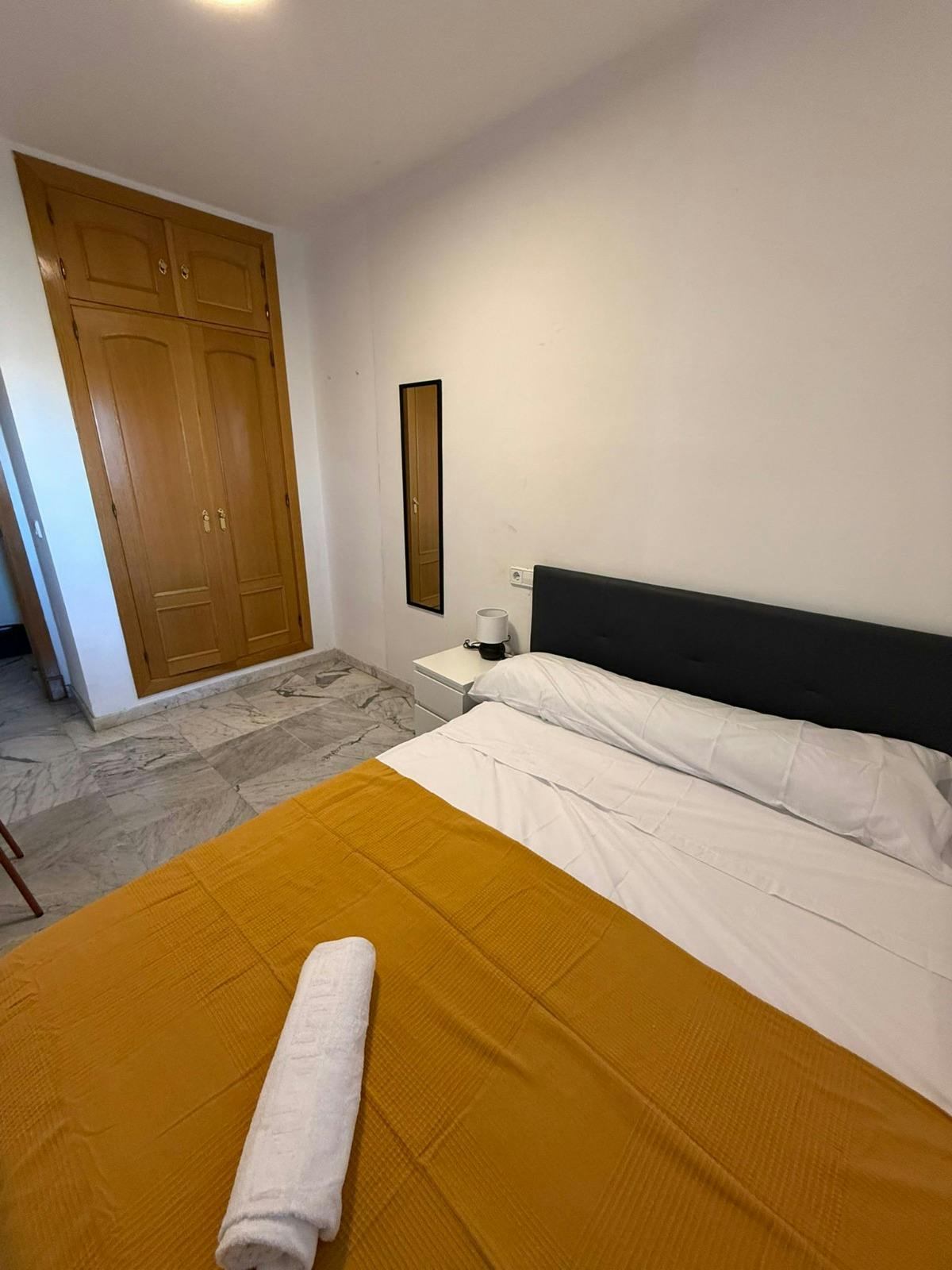 Private room in Avenida de las Américas, Málaga (1731074) room image 1