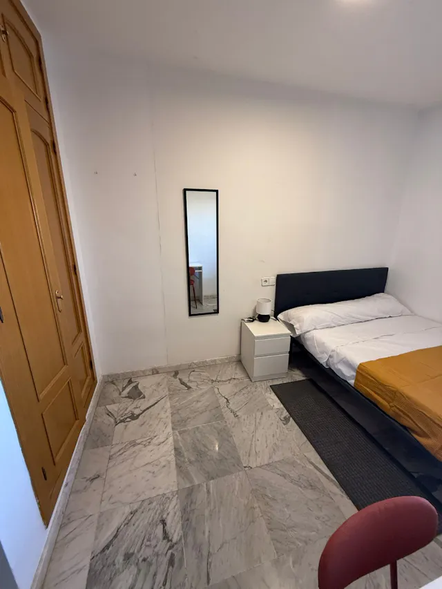 Private room in Avenida de las Américas, Málaga (1731074) room image 2