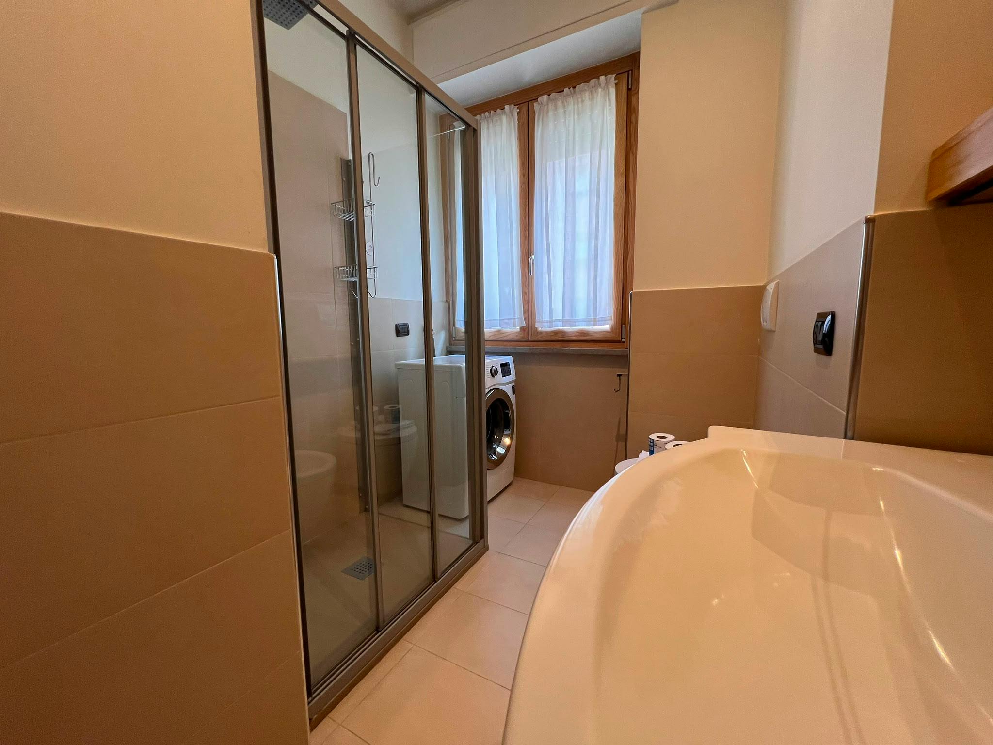 1-Bedroom Apartment in Via Giovanni da Procida, Milan (1731083) ROOM 4