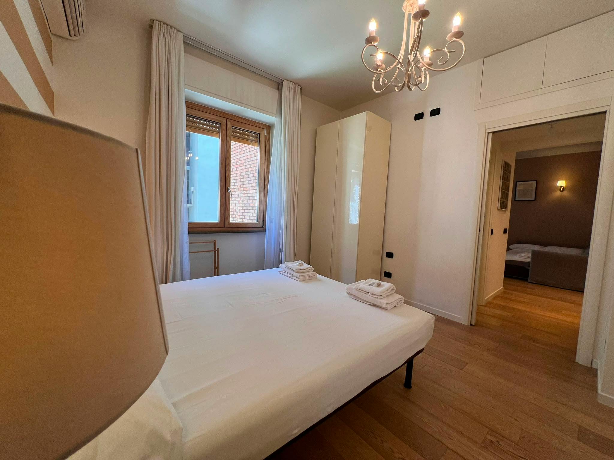 1-Bedroom Apartment in Via Giovanni da Procida, Milan (1731083) ROOM 1