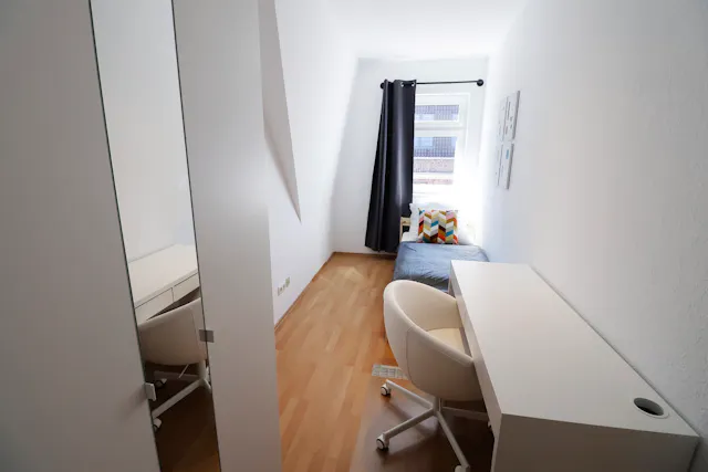 Private room in Thälmannstraße, Erfurt (1731224) room image 1
