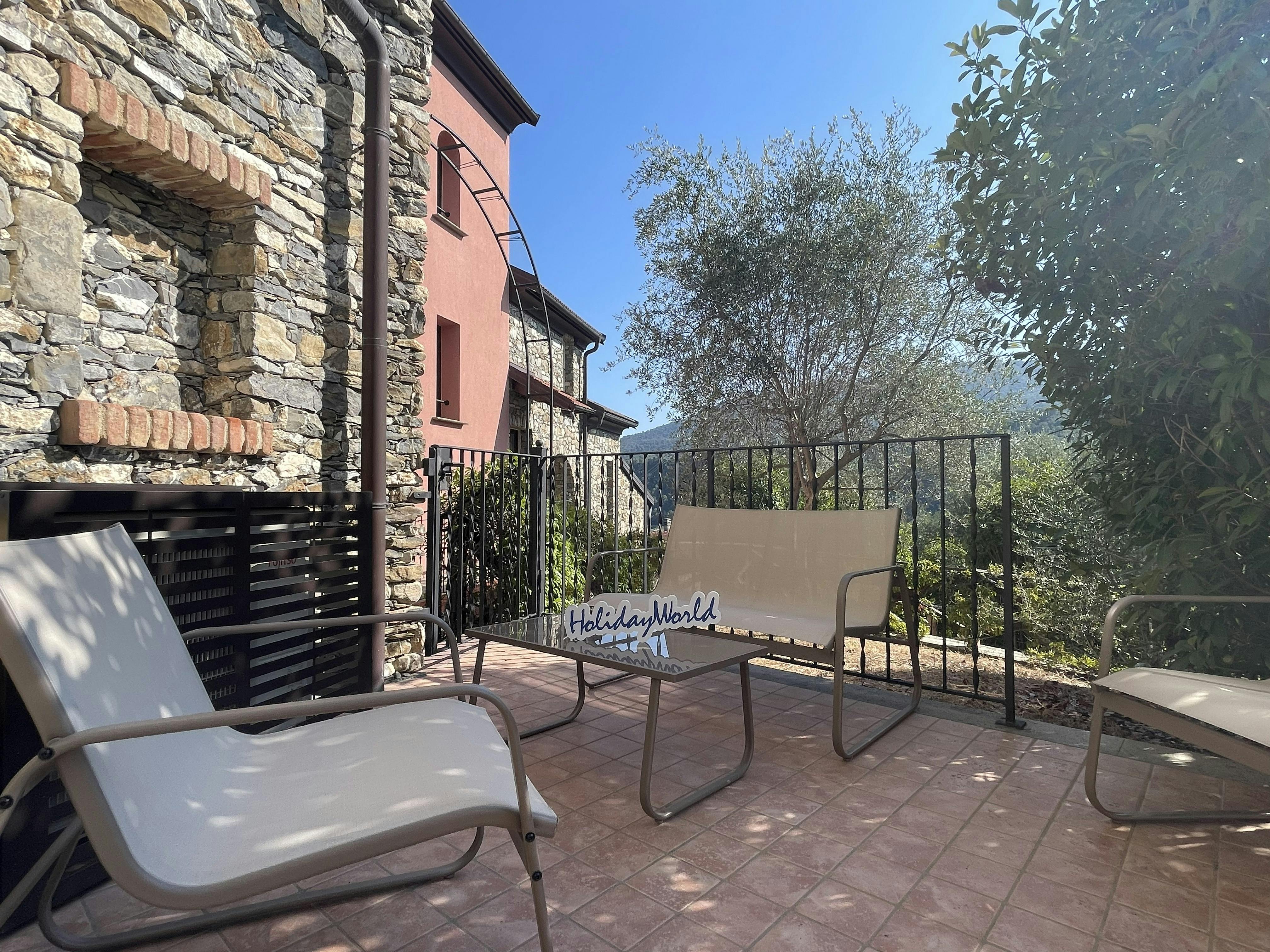 Квартира за оренду для 2 027 EUR на місяць у Andora, Località Costa d'Agosti