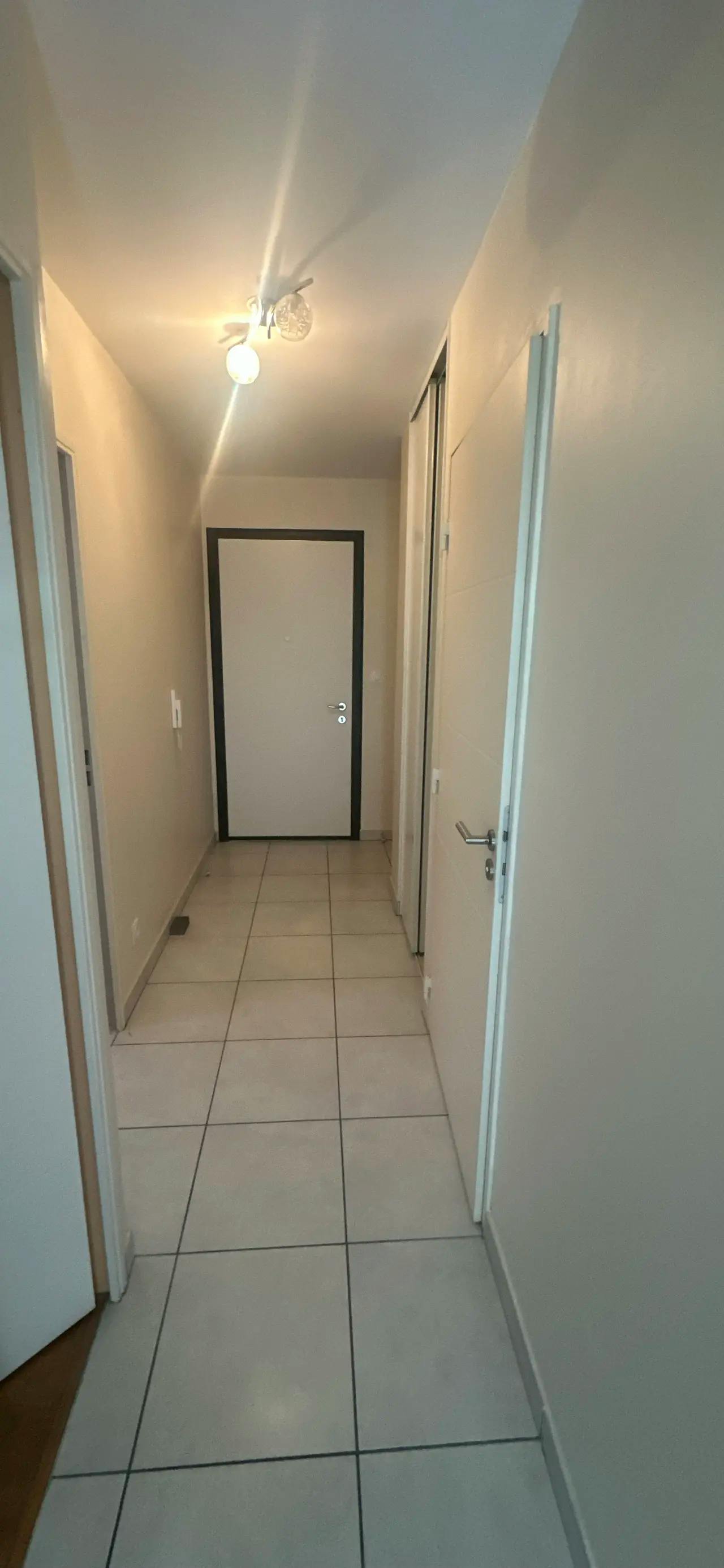 2-Bedroom Apartment in Route de Vienne, Lyon (1731253) room image 10